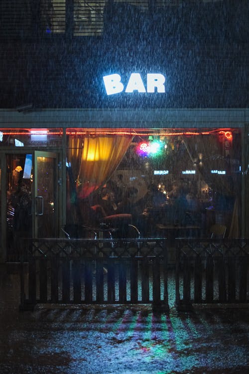 Kostnadsfri bild av bar, dricka, fredag kväll