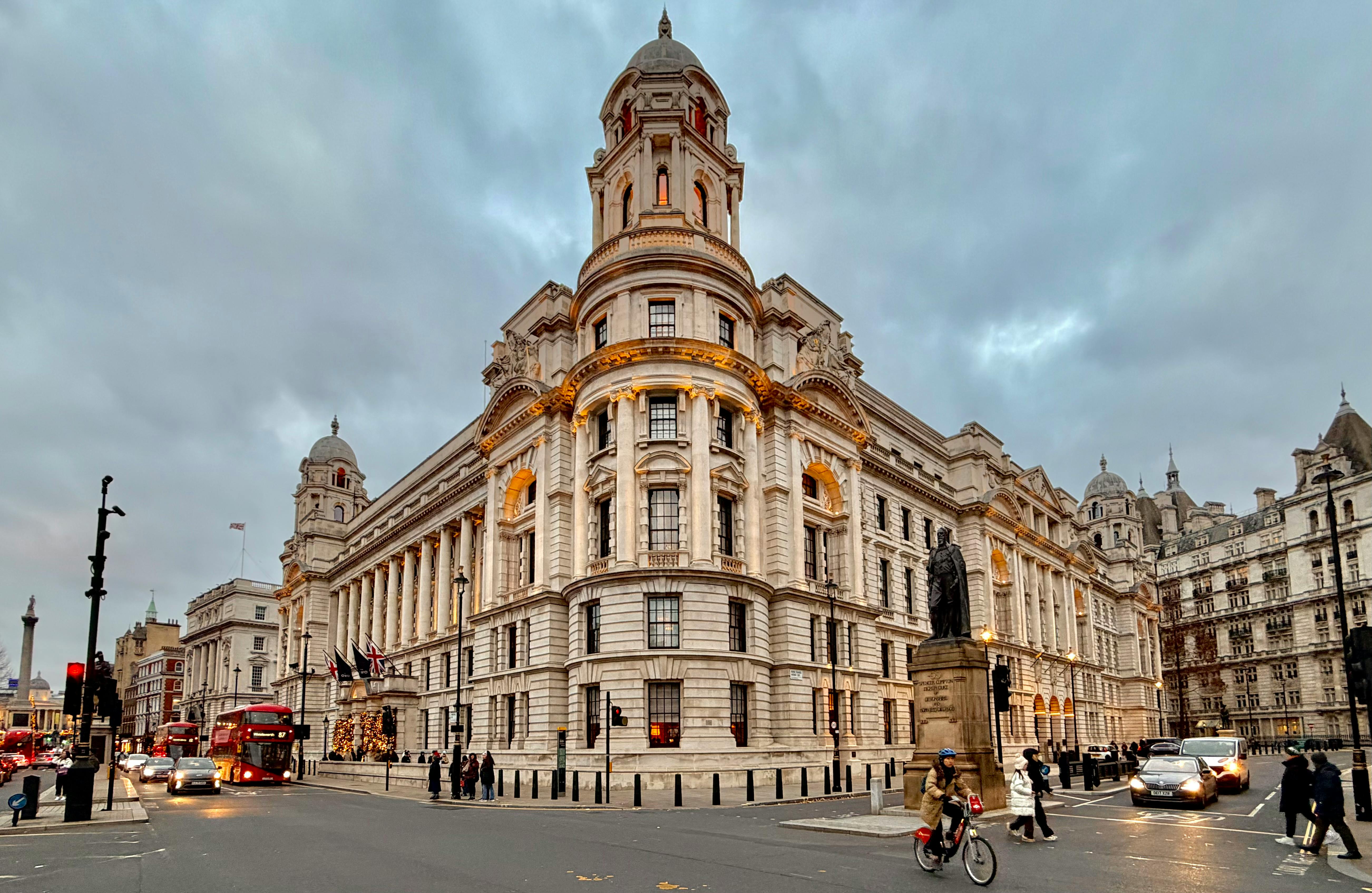 Bank of England warns ‘higher inflation unavoidable’ after holding interest rates — Photo by Rushi Patel on Pexels