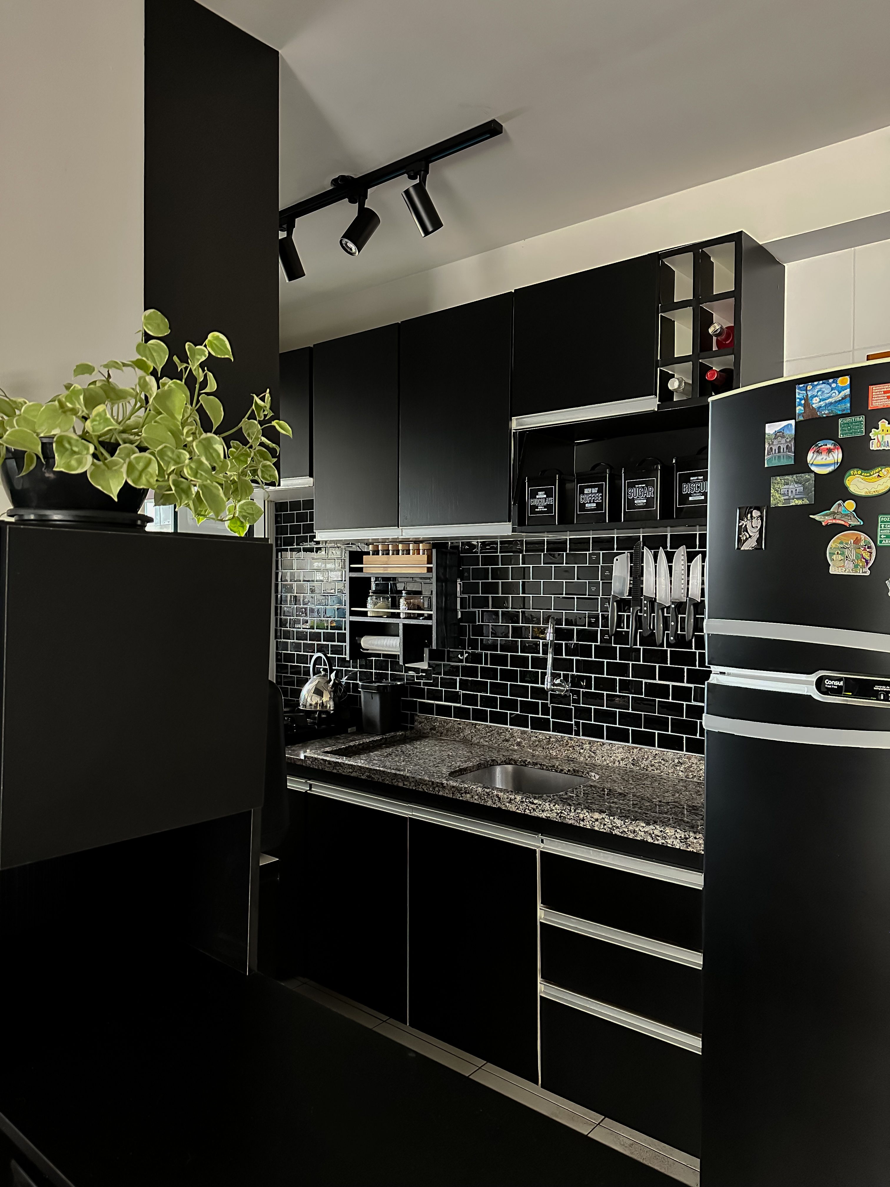 Modern Black Kitchen with Granite Countertop · Free Stock Photo