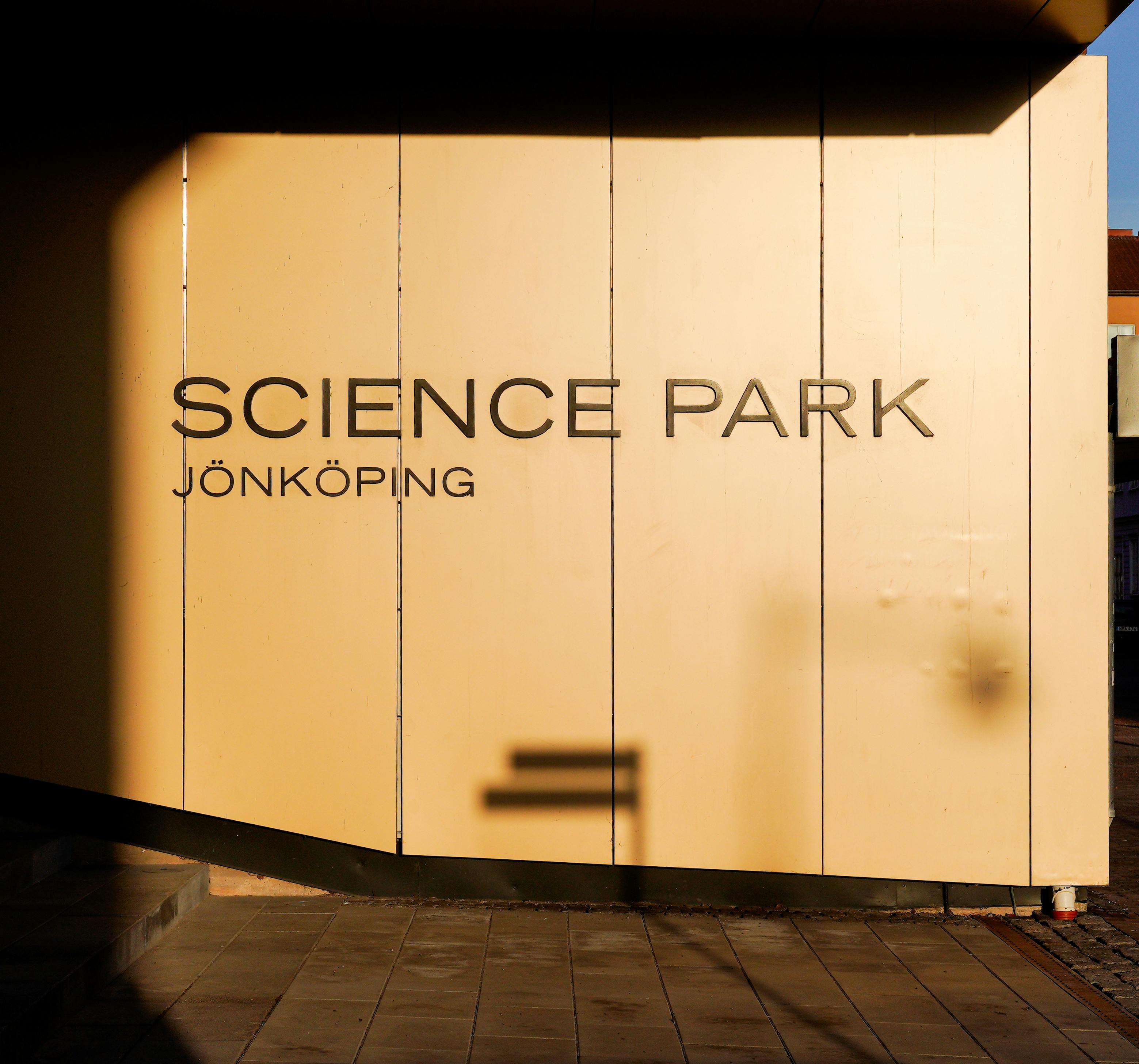 為什麼台中國際會展中心開幕是中部產業20年夢想的實現？