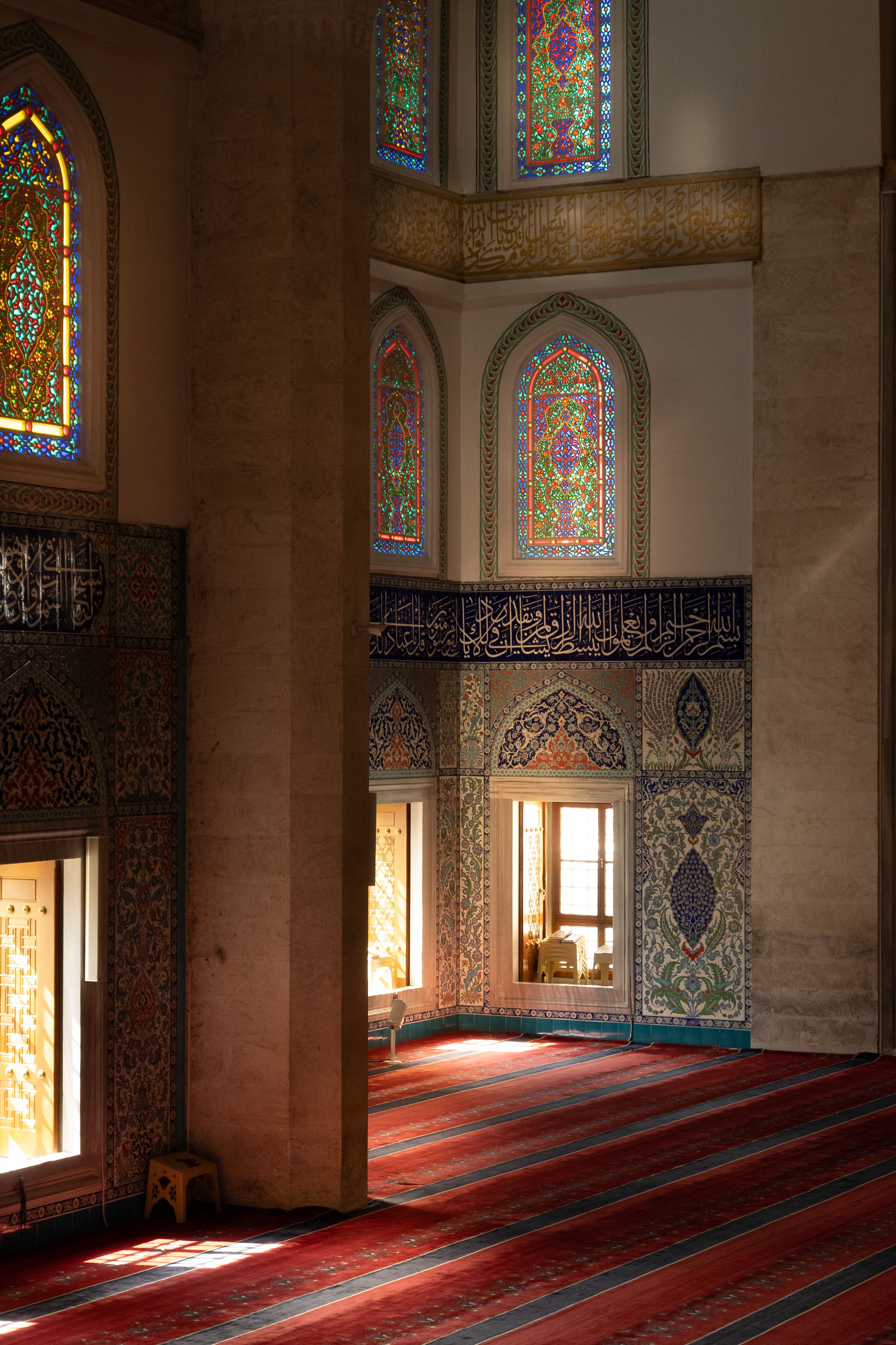 Interior Design of Traditional Mosque · Free Stock Photo