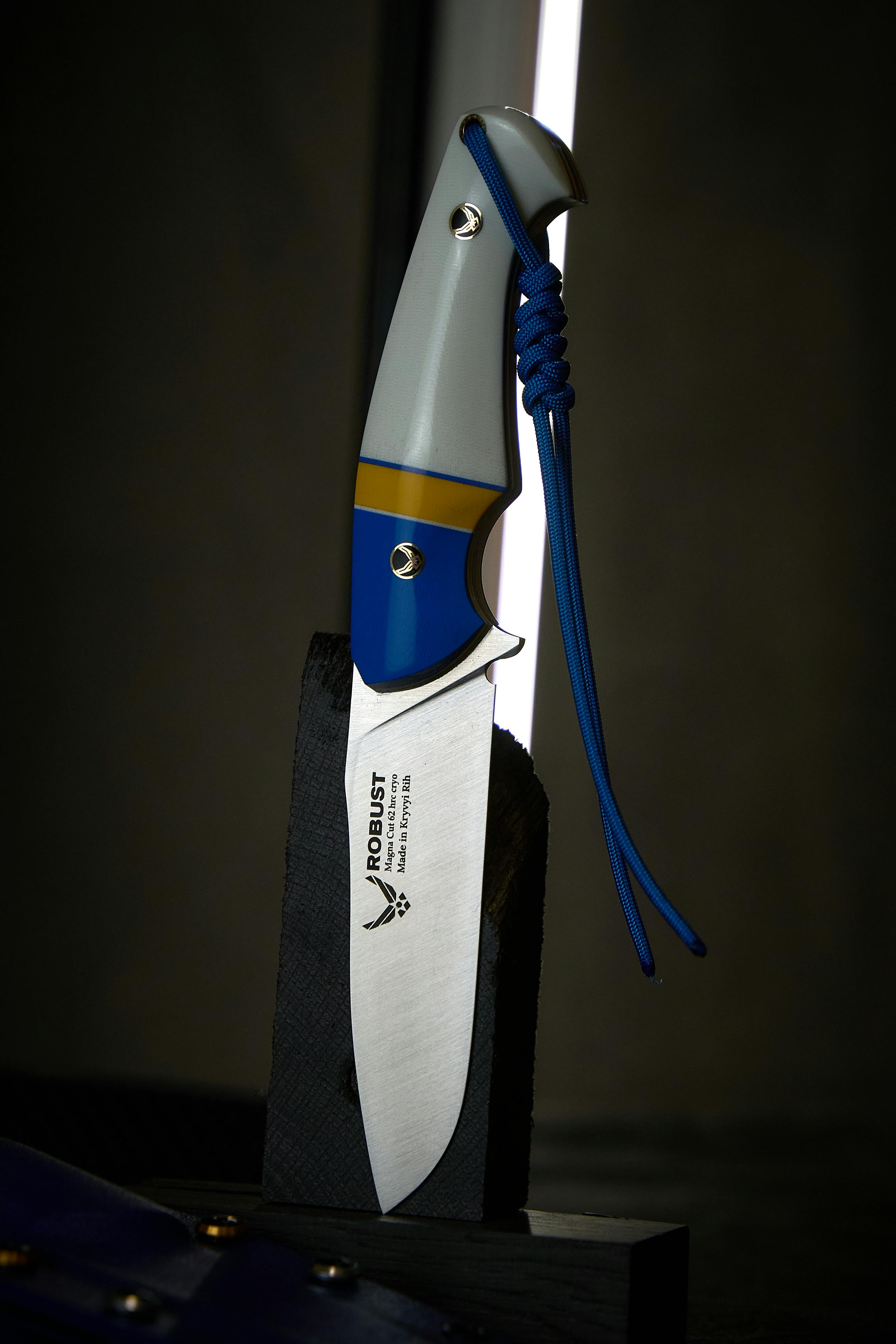 Blade Carving With Liselotte