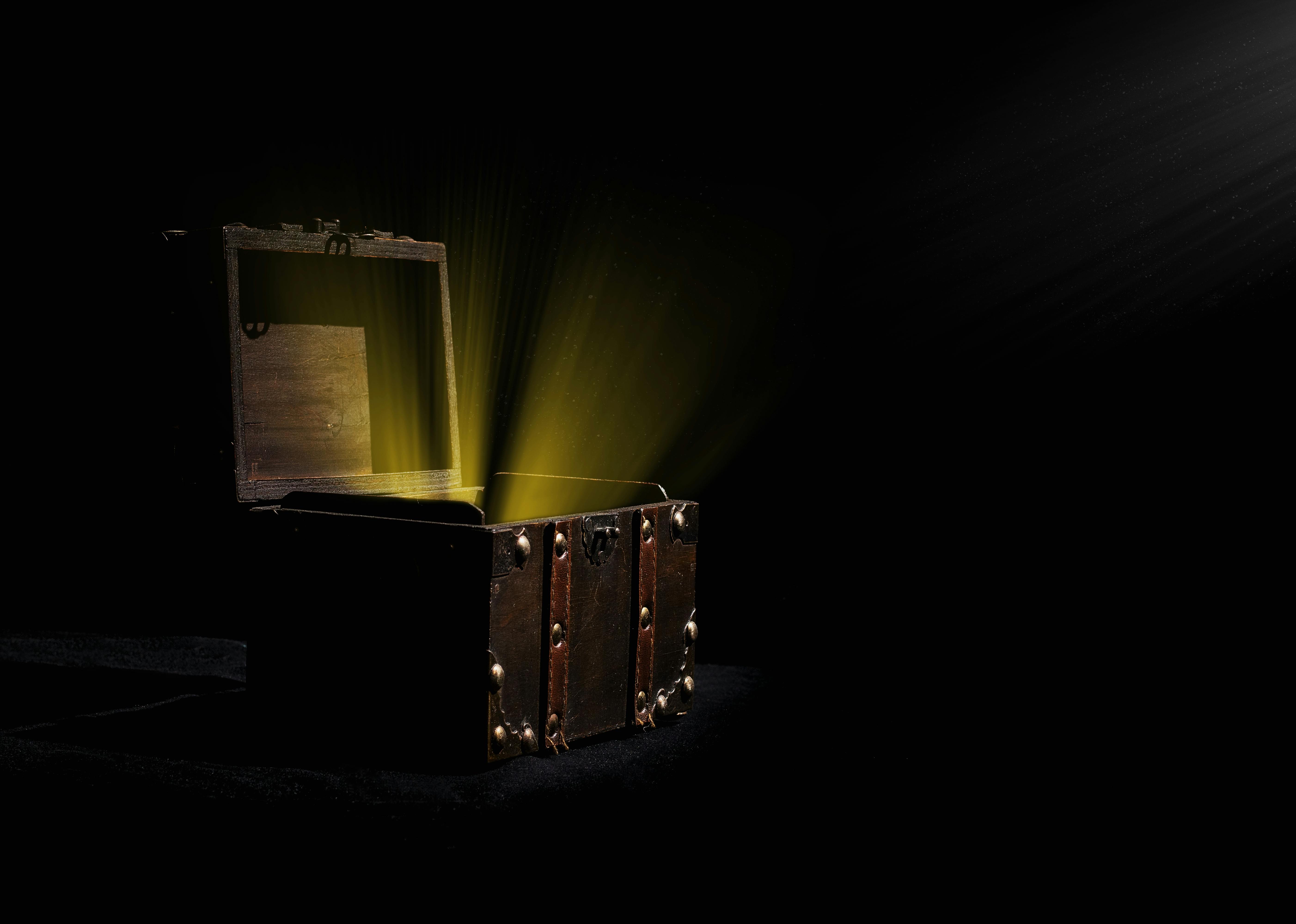 light inside chest box