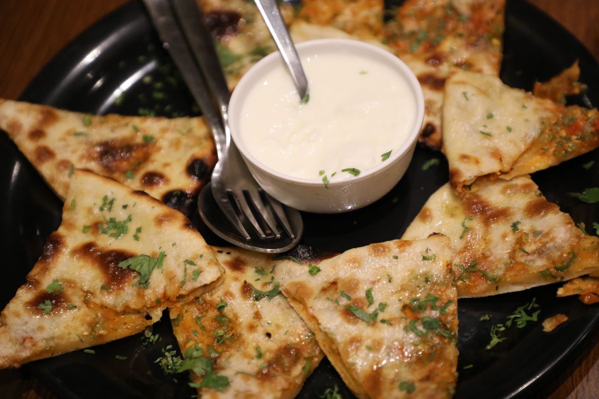 Cheese Garlic Naan