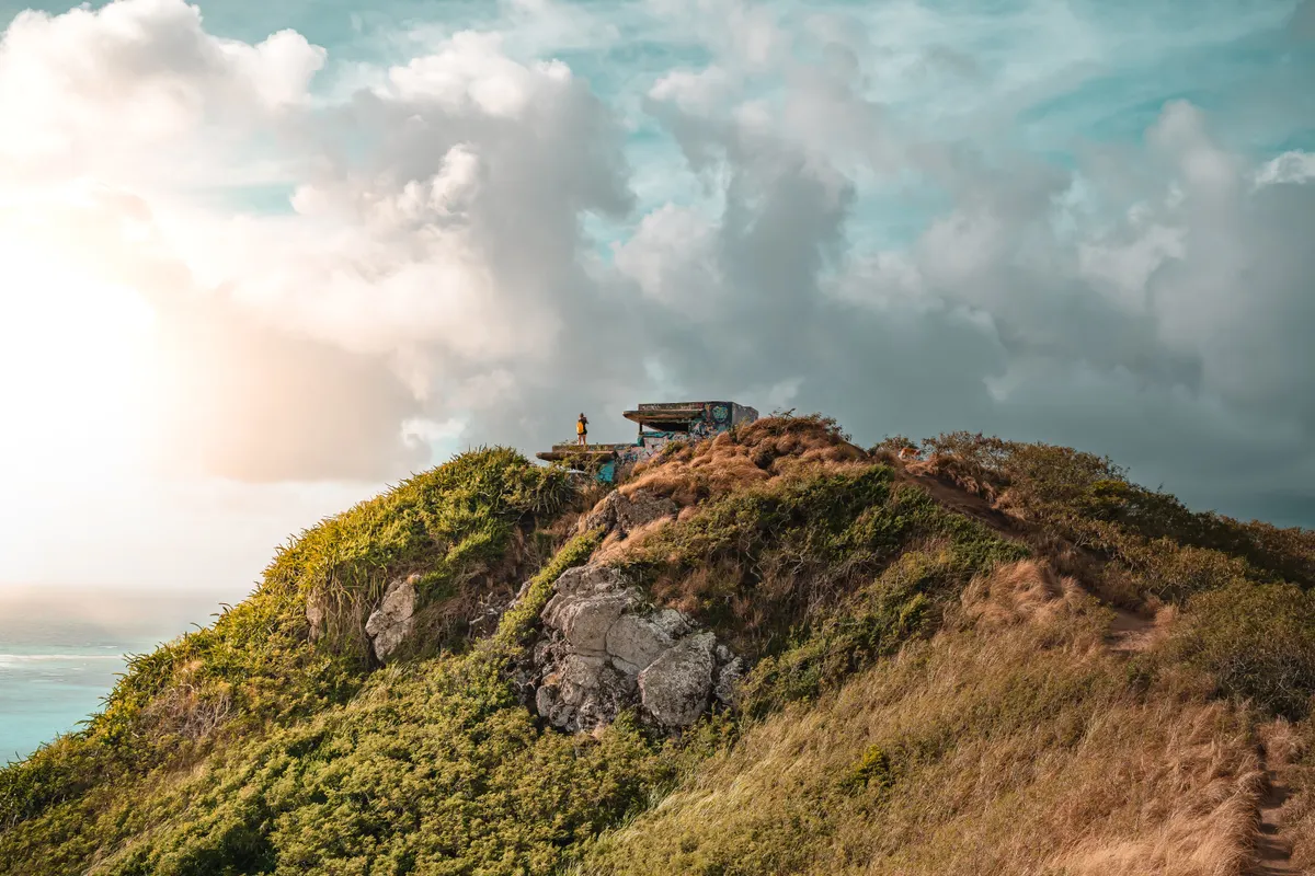 Lanikai Pillbox hike with ocean views over Kailua, Oahu