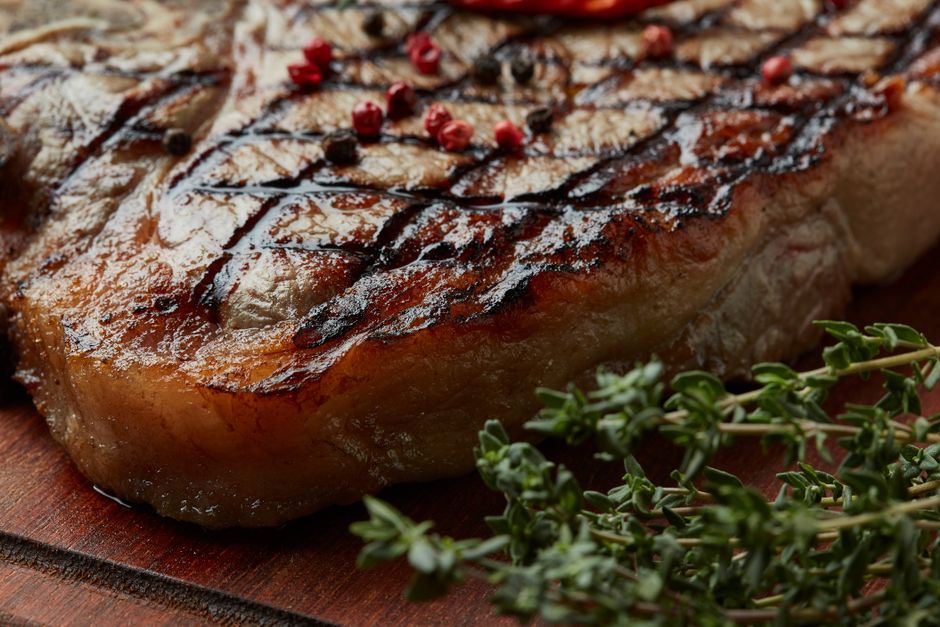 Steak de soja grillé aux herbes