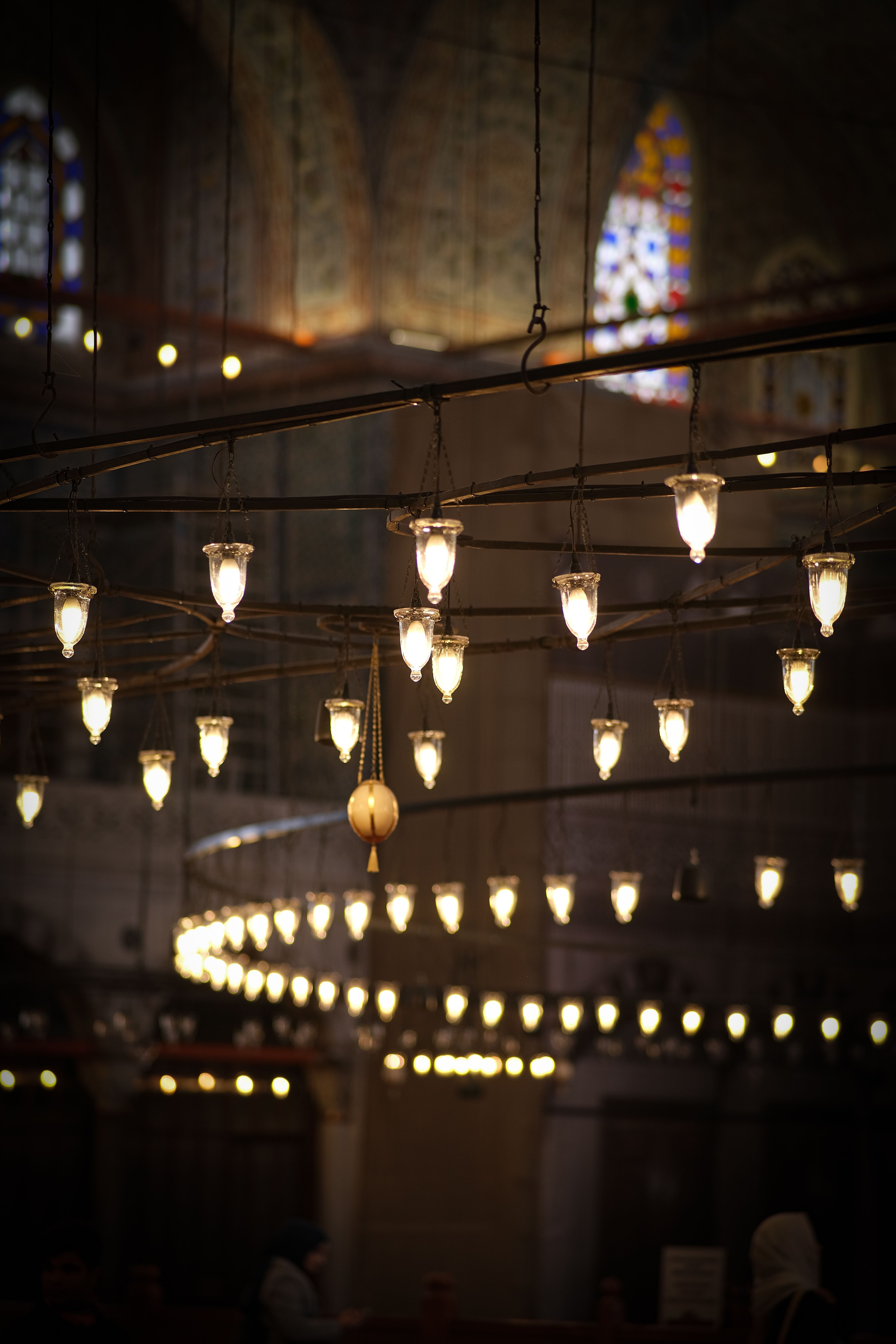 Elegant Interior Lighting of Historic Mosque in Istanbul · Free Stock Photo