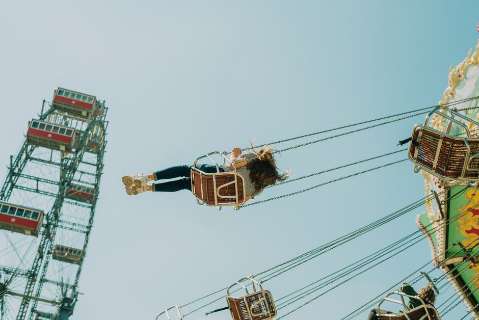 Dynamic Gear Carousel for Instagram Stories