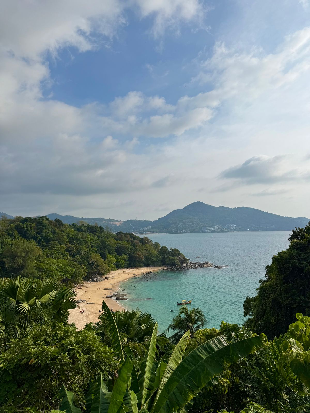 Phuket — Gateway to the Andaman: coves, islands, longtail boats. (7)