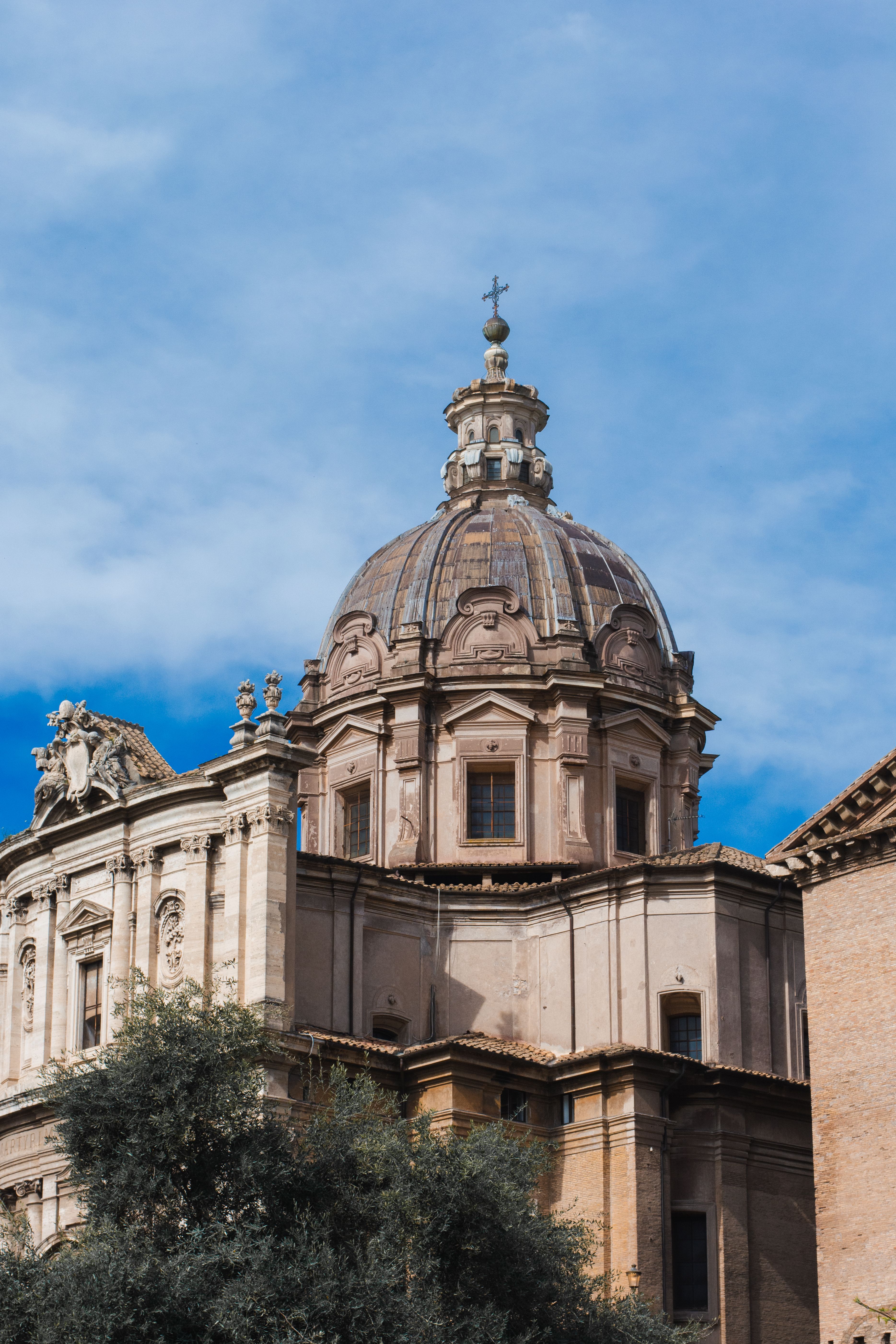 Historic Roman Architecture with Dome in Rome · Free Stock Photo