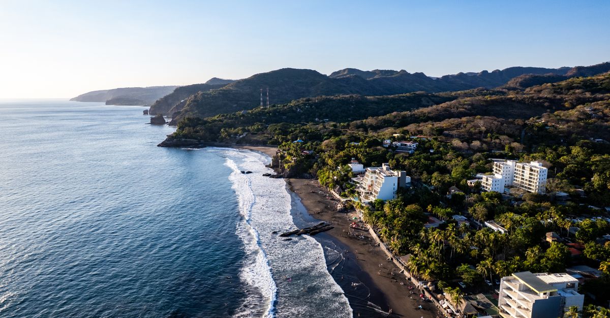 Sismos moderados frente a la costa de El Salvador activan la vigilancia sin generar amenaza de tsunami Sismos moderados frente a la costa de El Salvador activan la vigilancia sin generar amenaza de tsunami