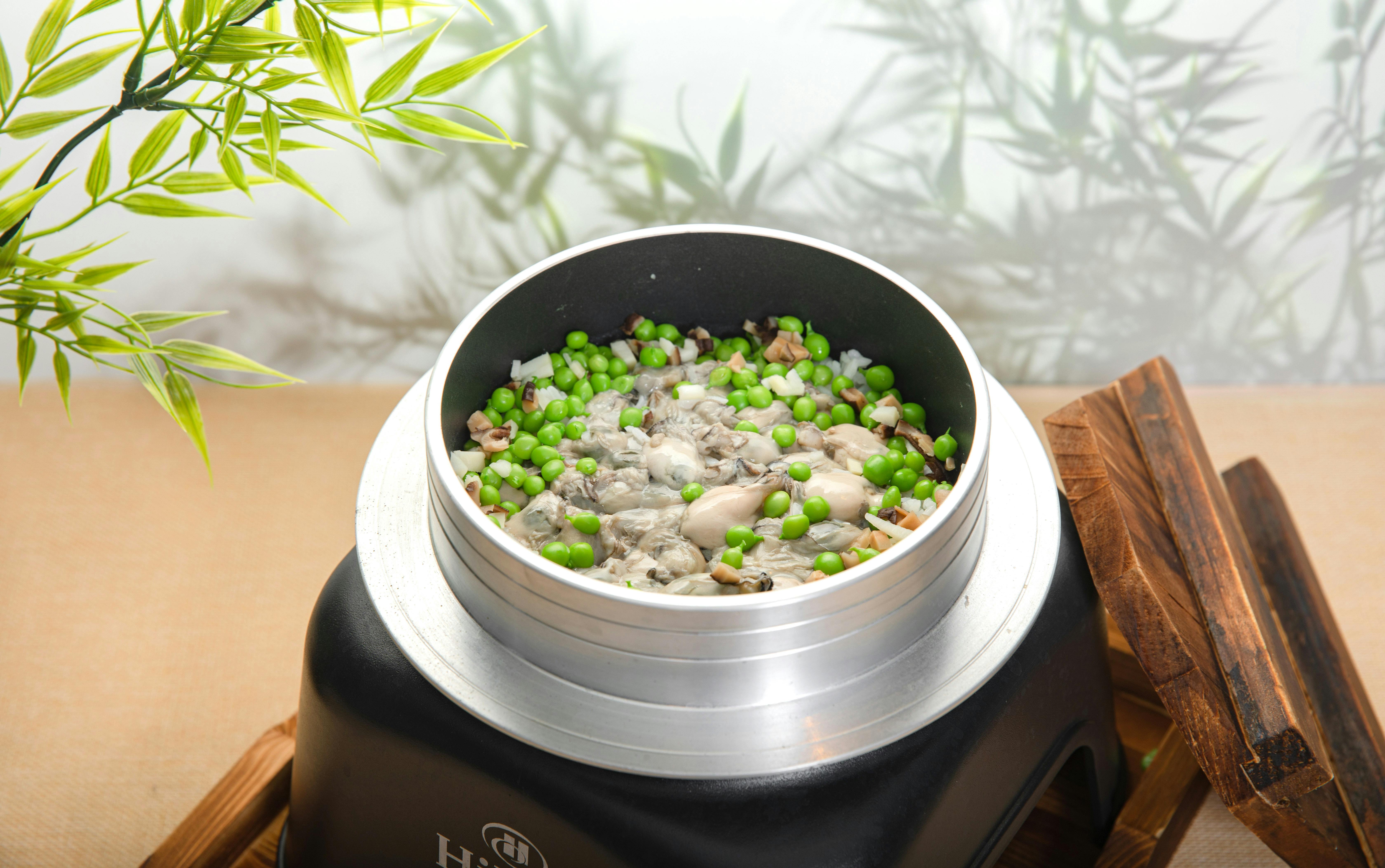 다이어트 필수템 저당밥솥 디자인