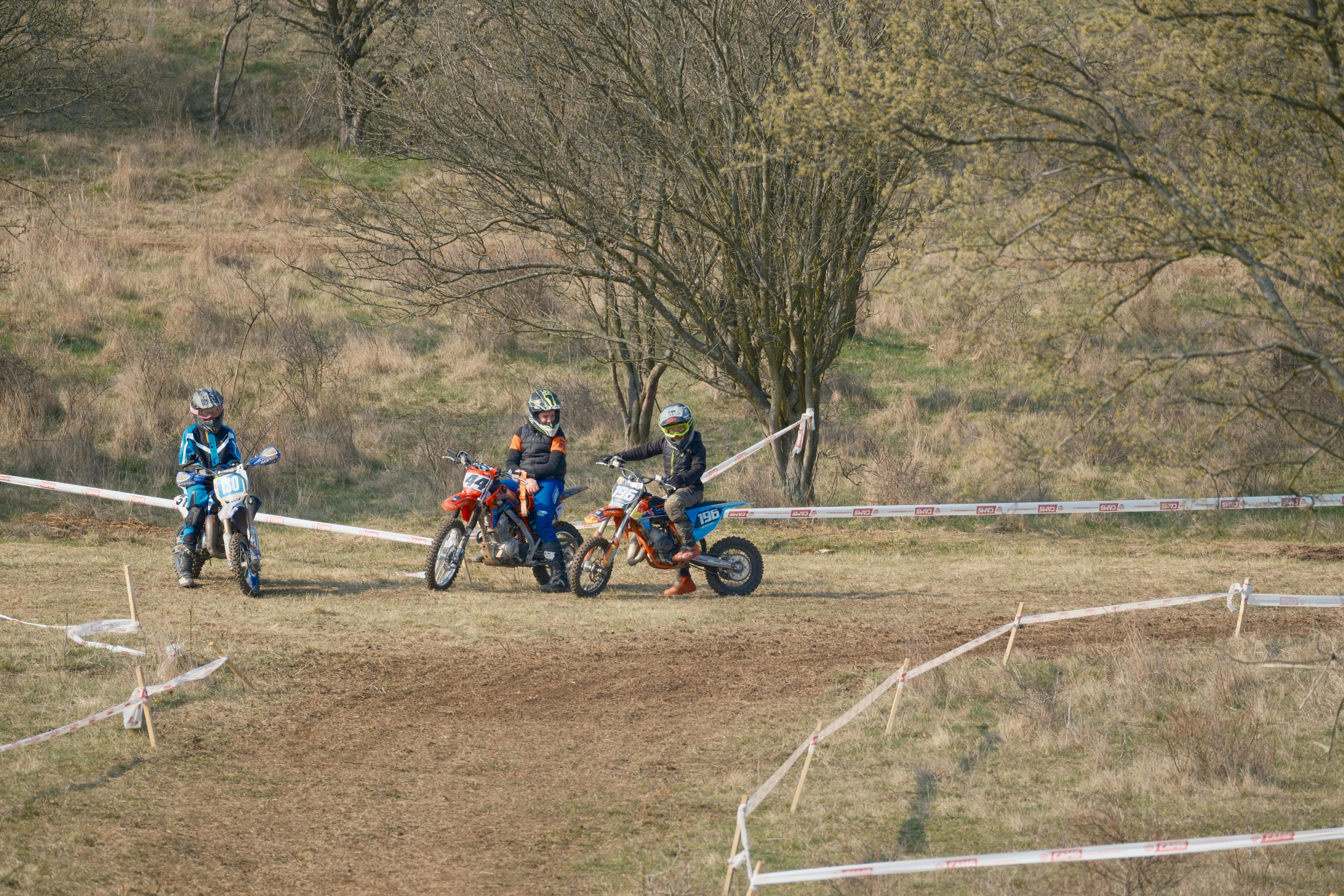 motorcycles & powersports s.r.o powersportsmax motorcycles — Photo by Tom Jurman on Pexels