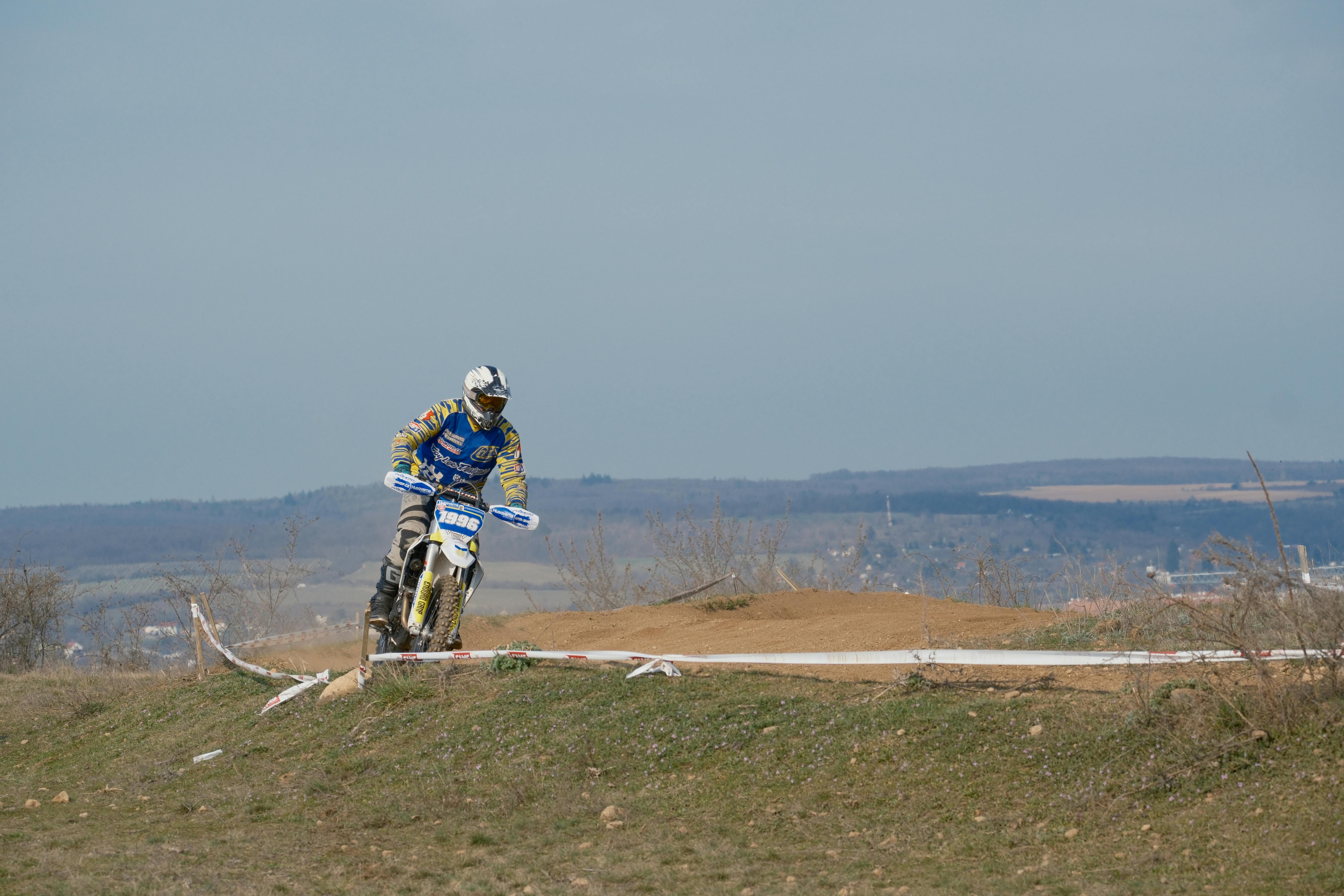 motorcycles & powersports s.r.o powersportsmax motorcycles — Photo by Tom Jurman on Pexels