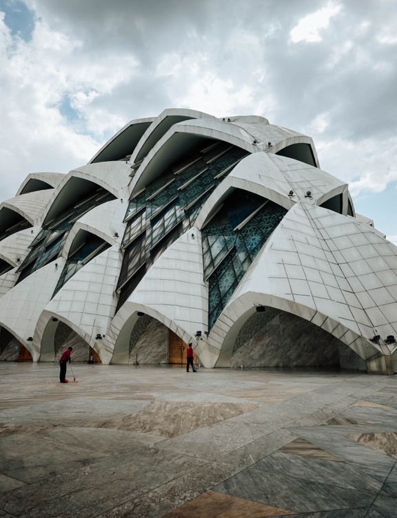 Modern Unique Building Structure Modern Architectural Structure with Unique Design · Free Stock Photo