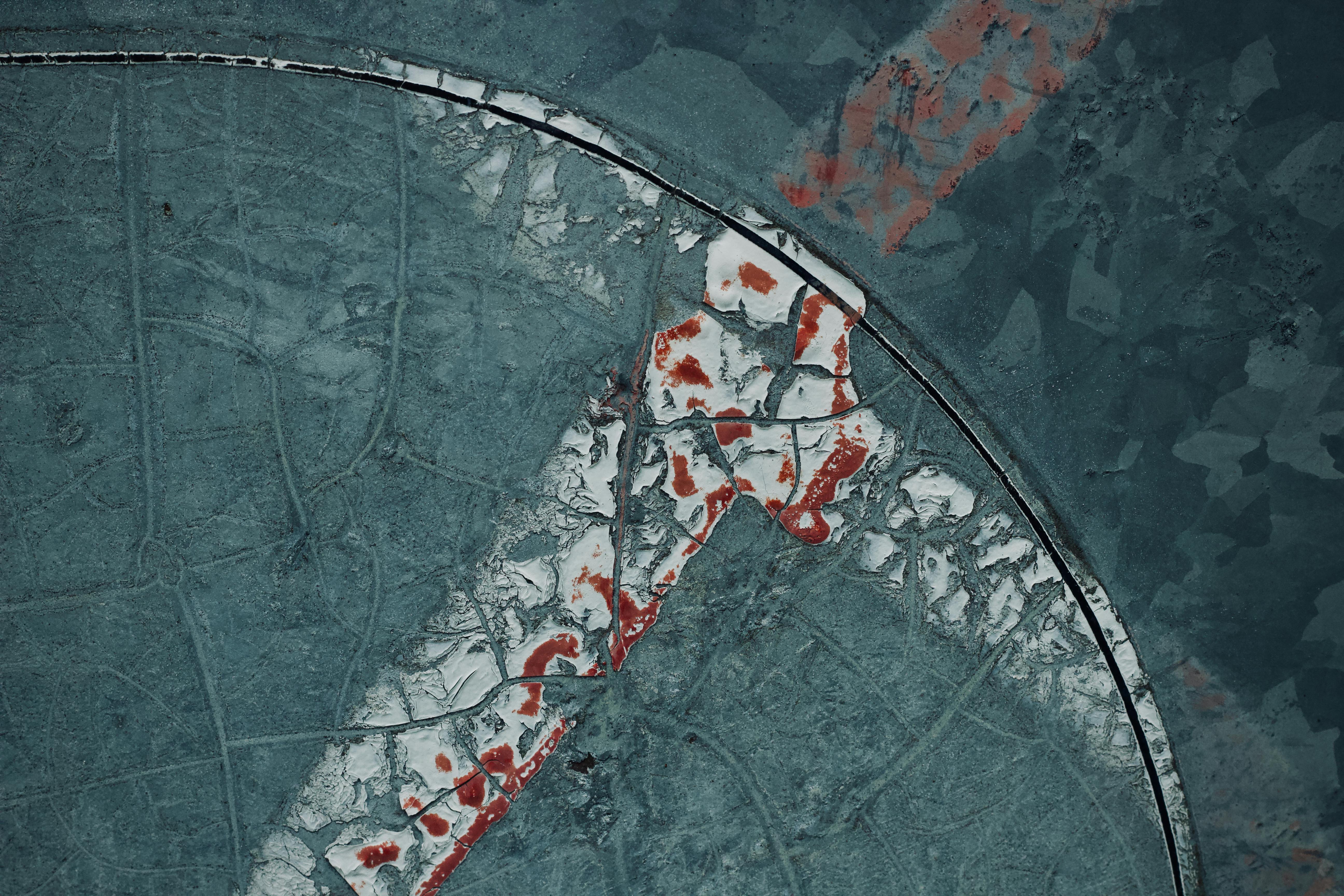 Cum am construit CI de la zero cu un buget limitat - Lecții de la o echipă mică, inventivă