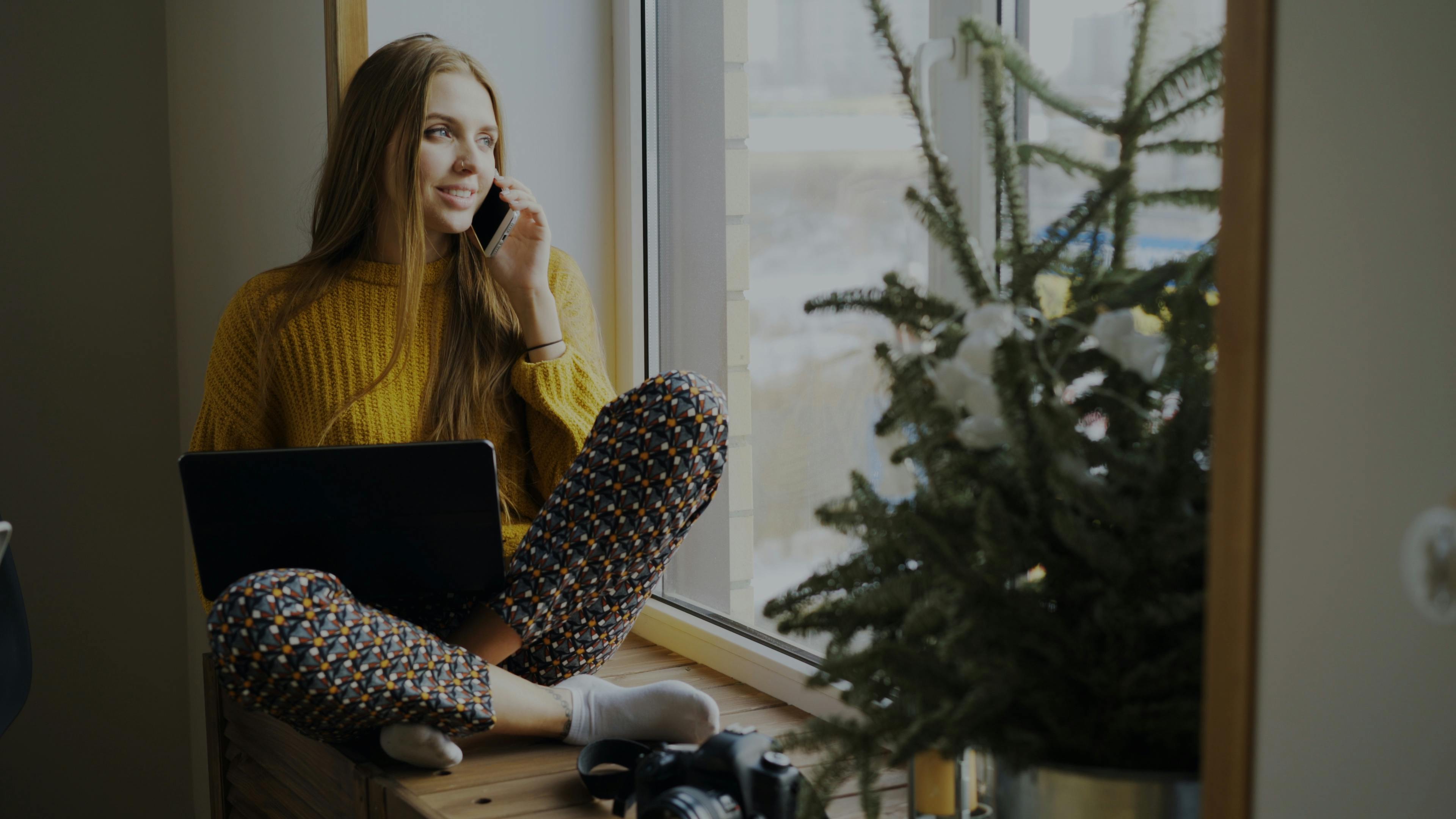 6 AI Side Hustle Businesses Anyone Can Start — Photo by Vitaly Gariev on Pexels