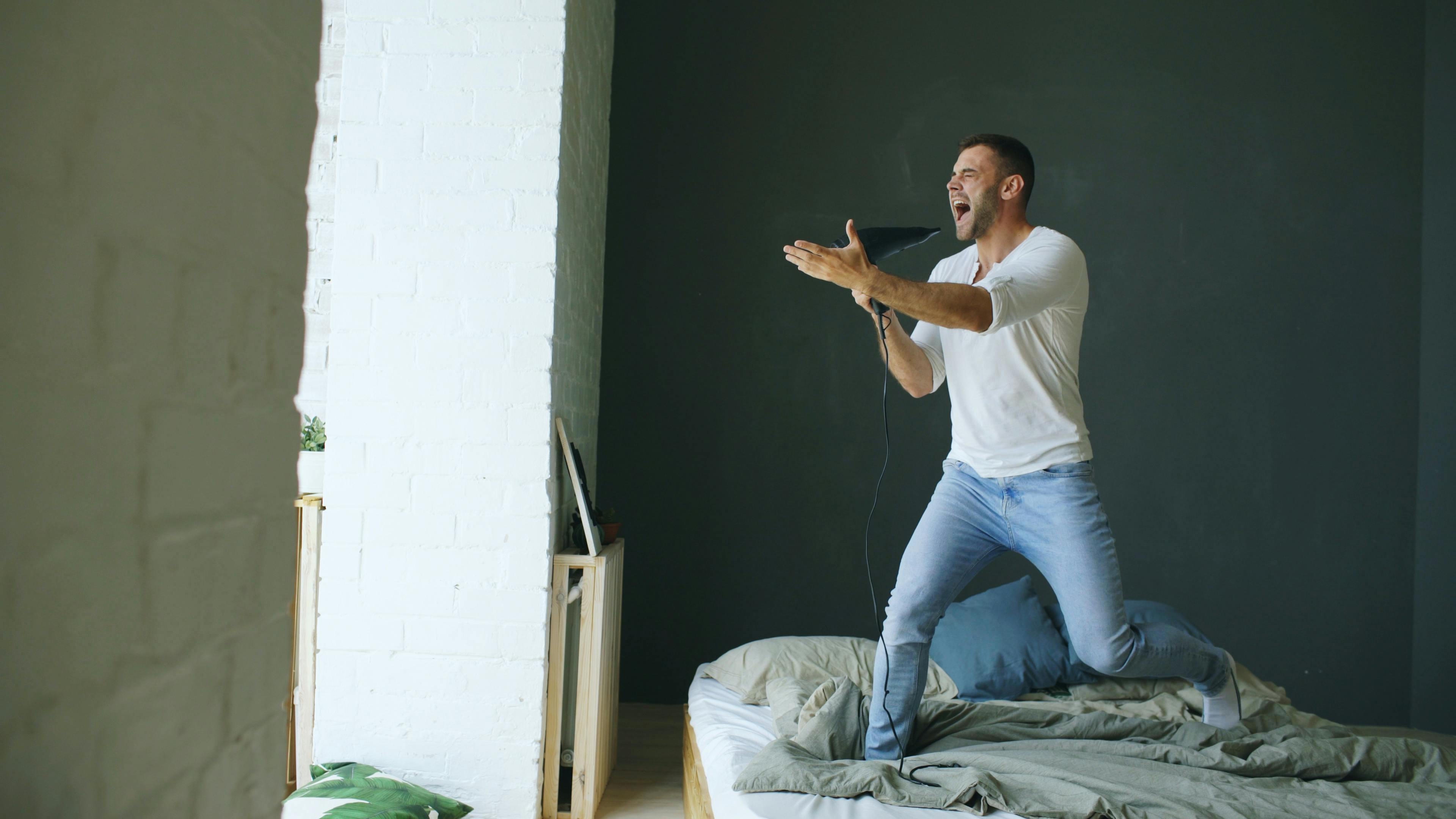 The air in your bedroom may be quietly harming your sleep and recovery — Photo by Vitaly Gariev on Pexels
