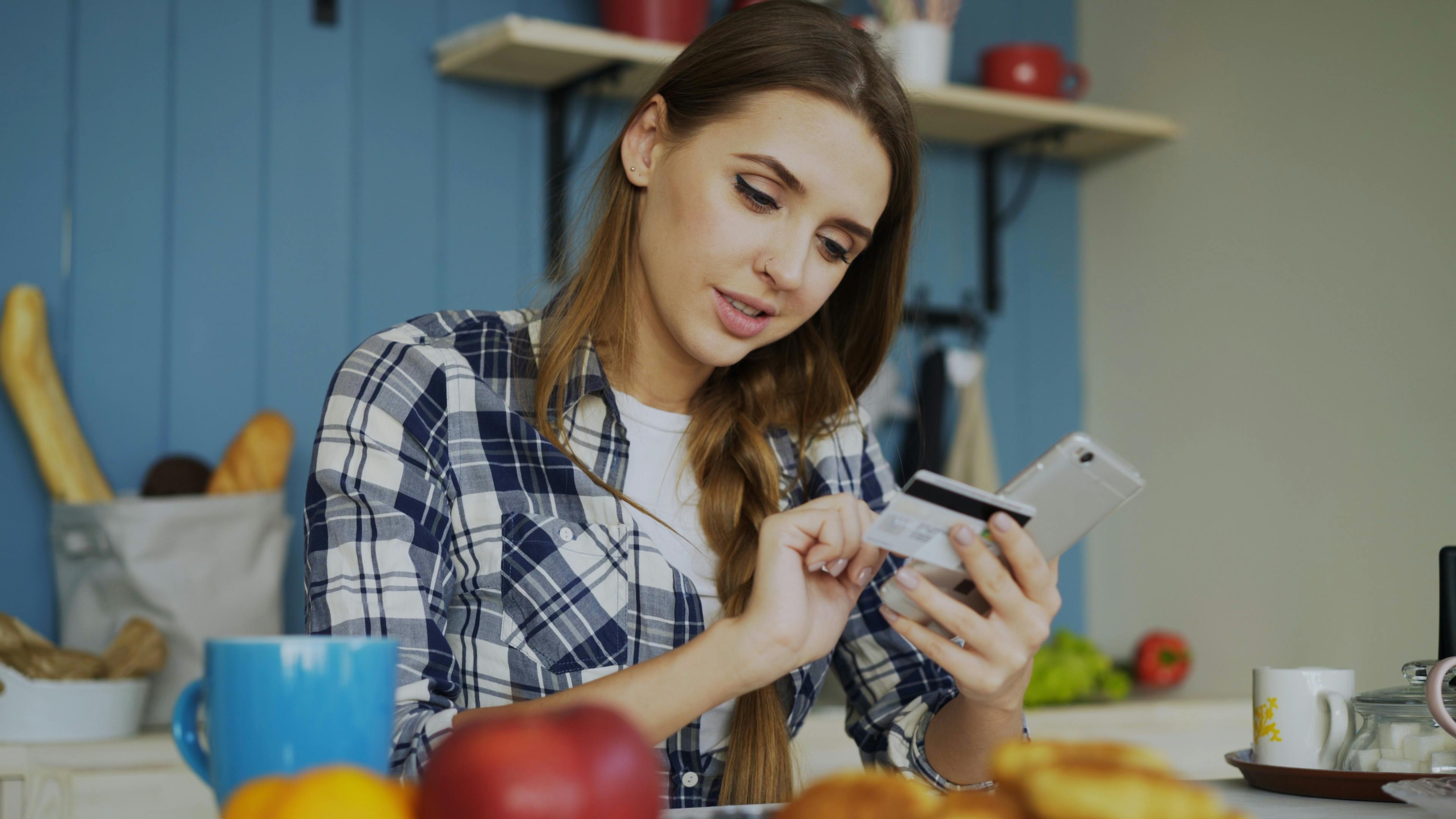 Should I Get an Airline Credit Card? — Photo by Vitaly Gariev on Pexels