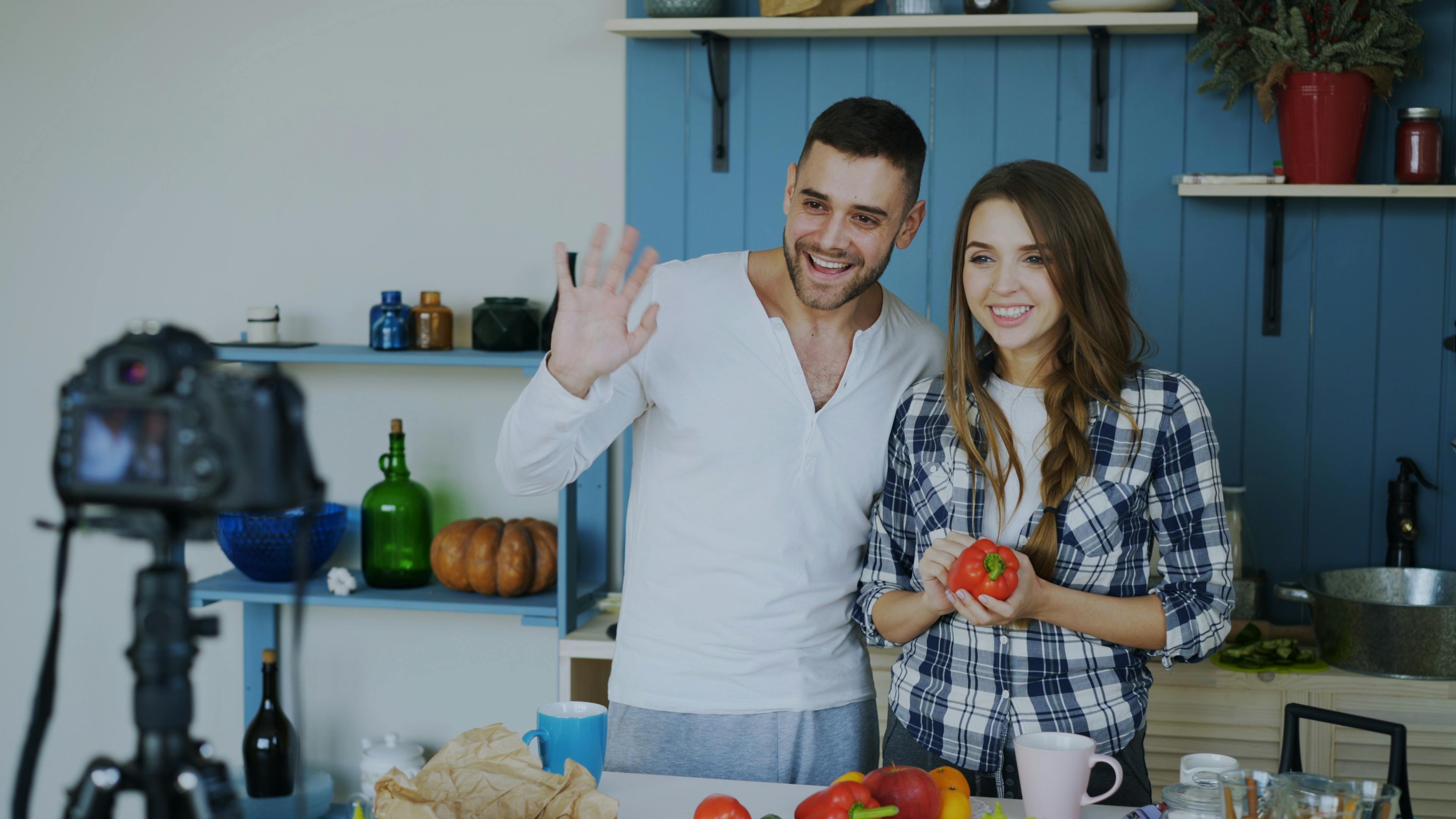 24 Cooking "Hacks" You Learned From The Internet That Are Actually Making Things Harder For You — Photo by Vitaly Gariev on P