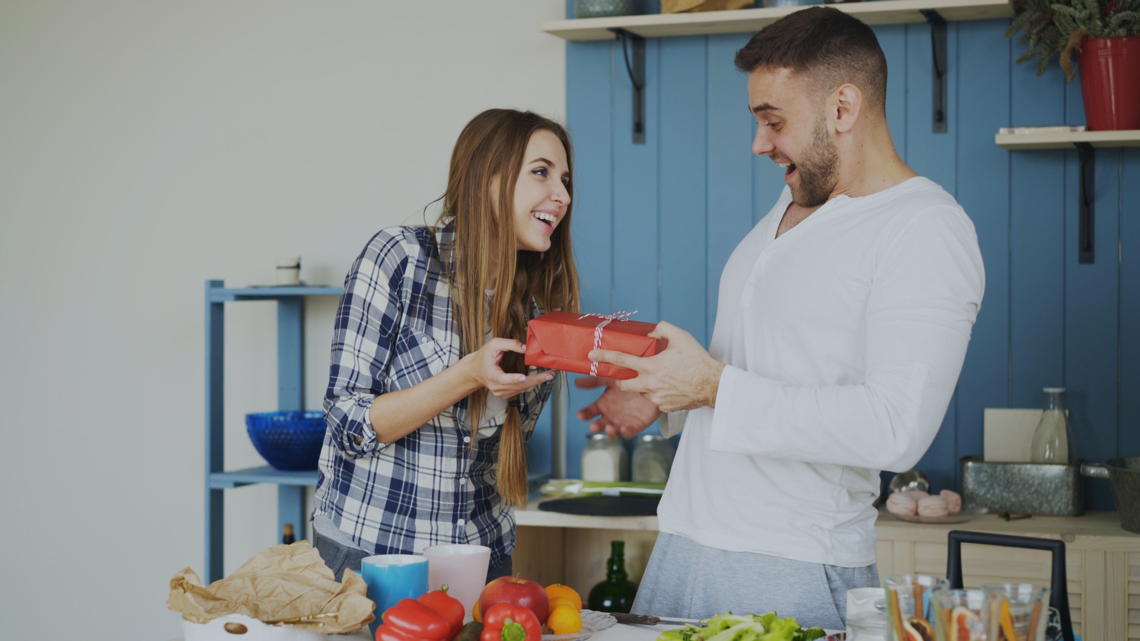 Dicas de presentes para quem gosta de cozinhar: ideias práticas e criativas
