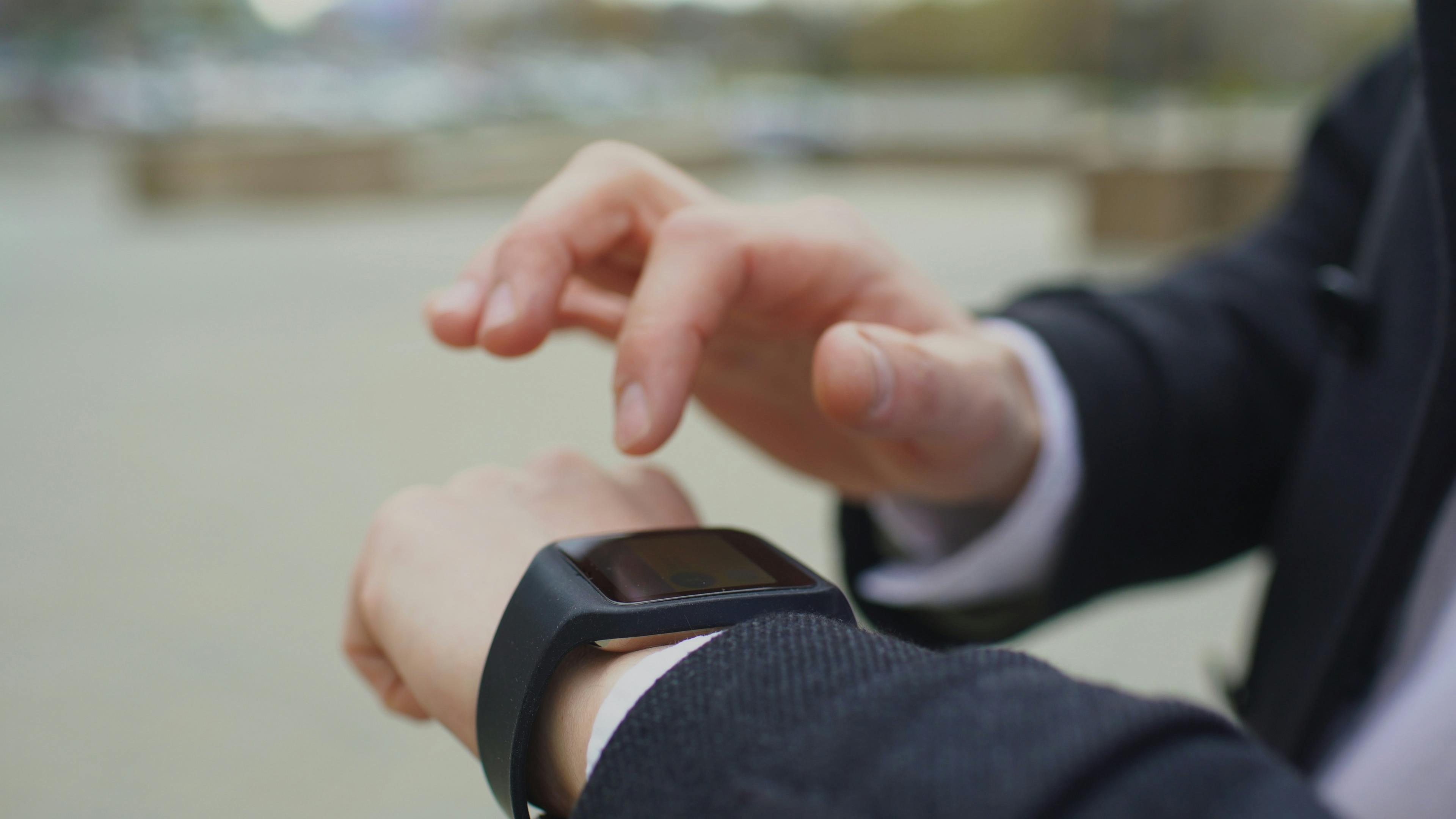 5 Dure Fouten Die Vrouwen Maken Bij Hun Eerste Smartwatch - Smartwatches Dames gids