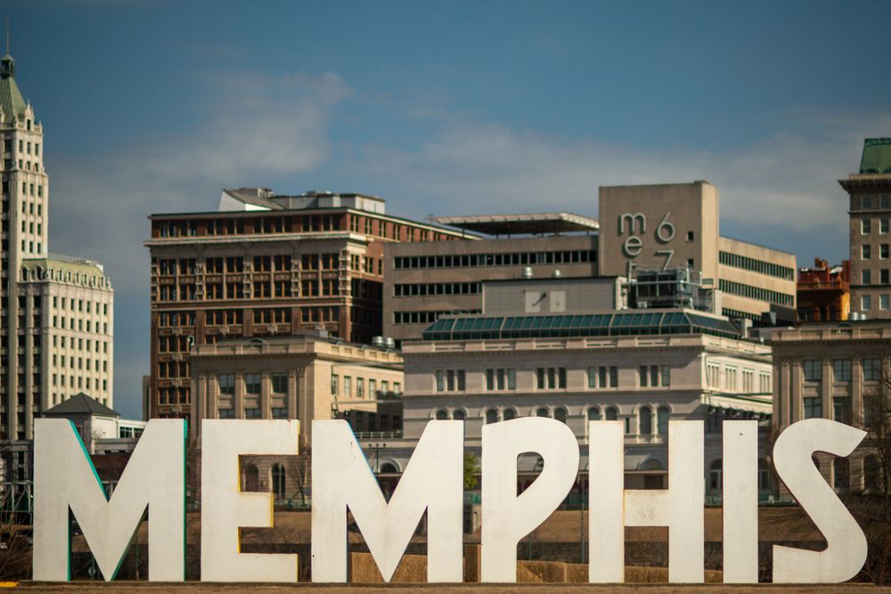 Cordova street and buildings in Memphis