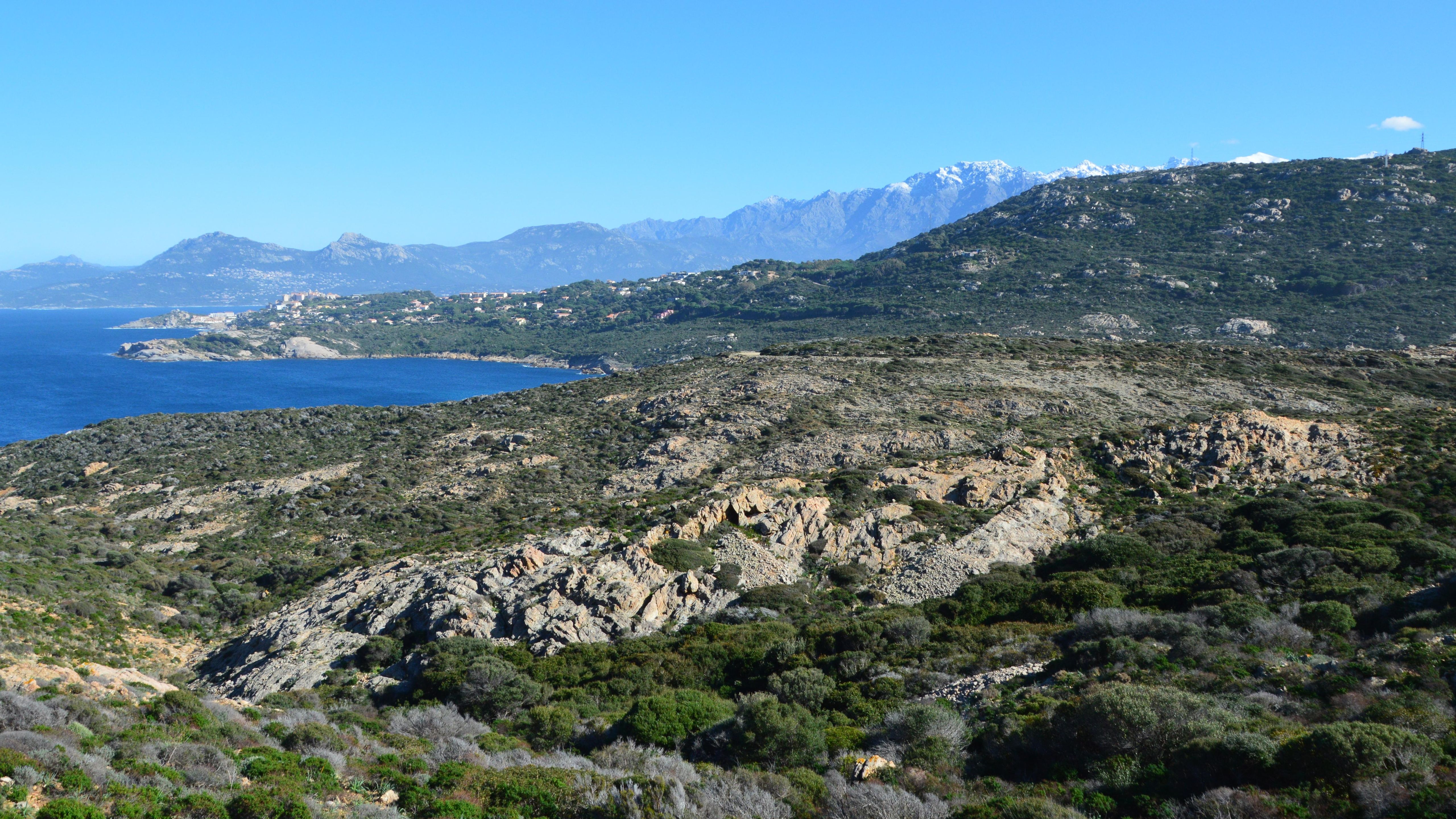Corsican Farmers Stage Island-Wide Protests; Schools Blocked