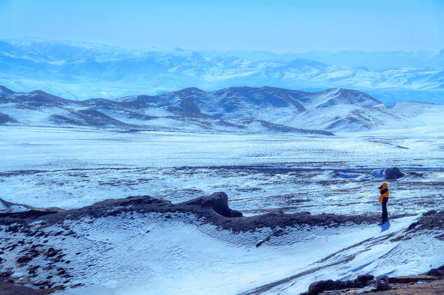 Qinghai Tibetan Plateau geographic landscape — Photo by Man Fong Wong