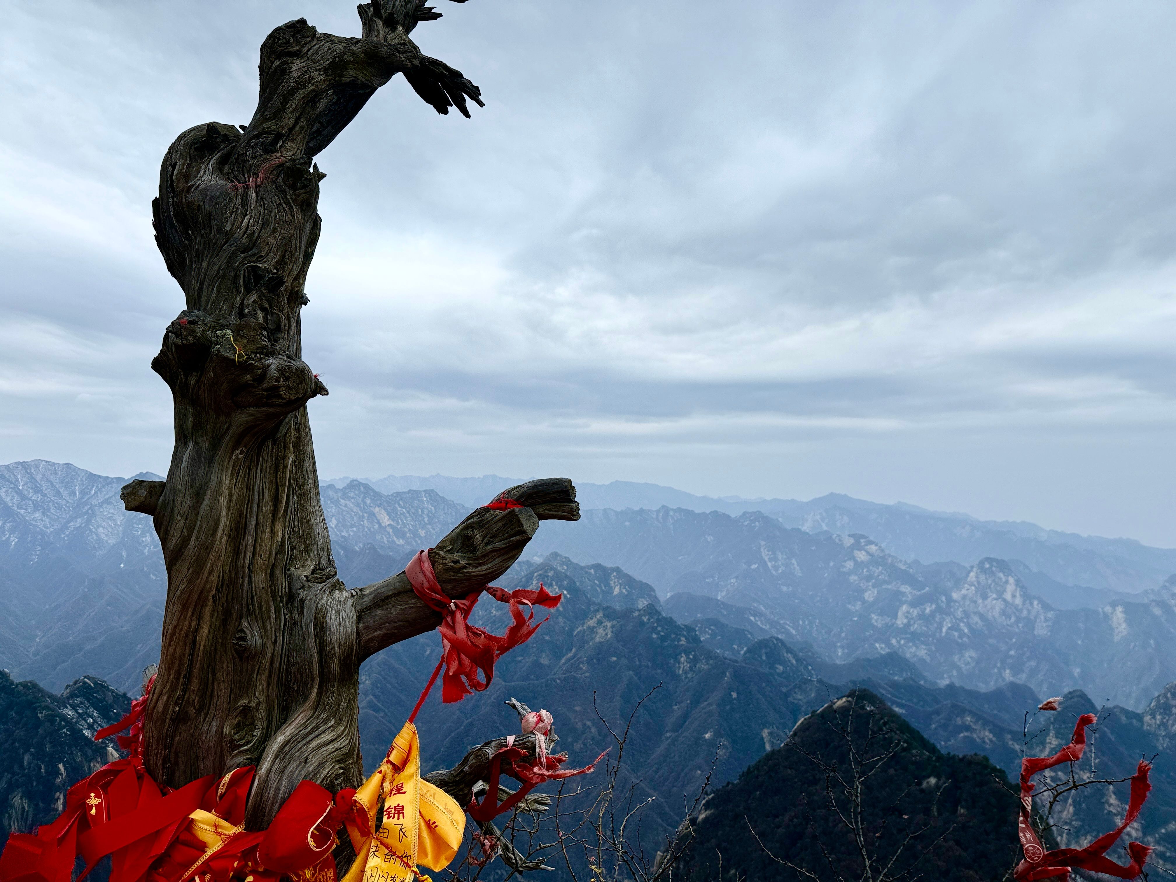 Shaanxi Beyond Xi' — Huashan (华山): China's Most Dangerous Hike