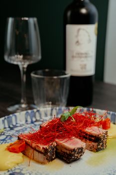 Linguine au homard et aux crevettes avec sauce crémeuse