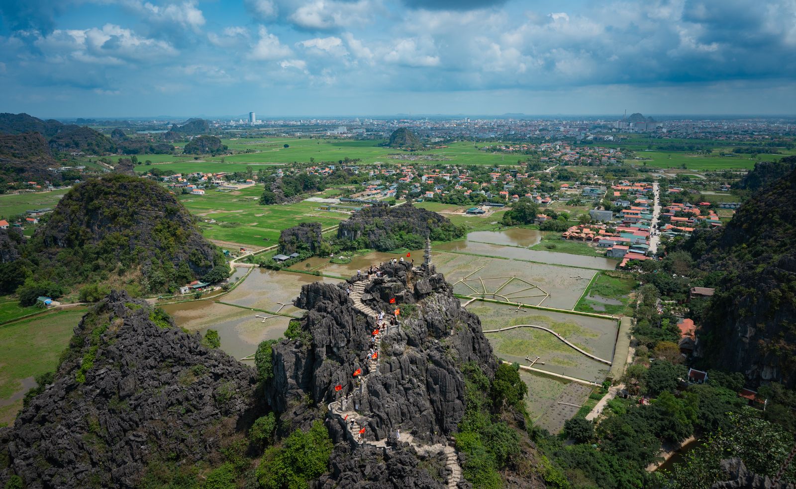 Stunning Aerial View of Mua Caves in Ninh Bình · Free Stock Photo