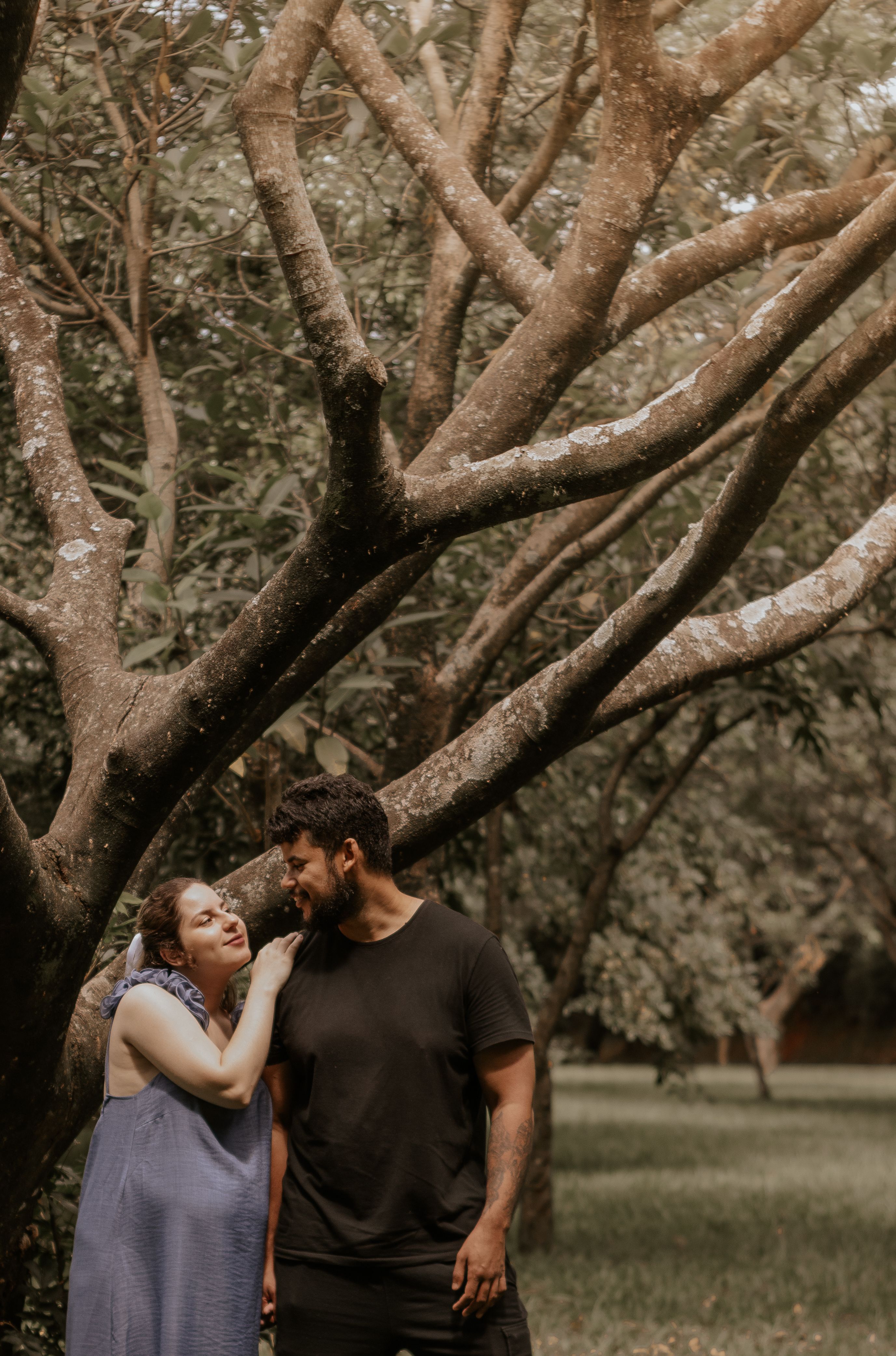 Online dating: starting a conversation on a niche platform