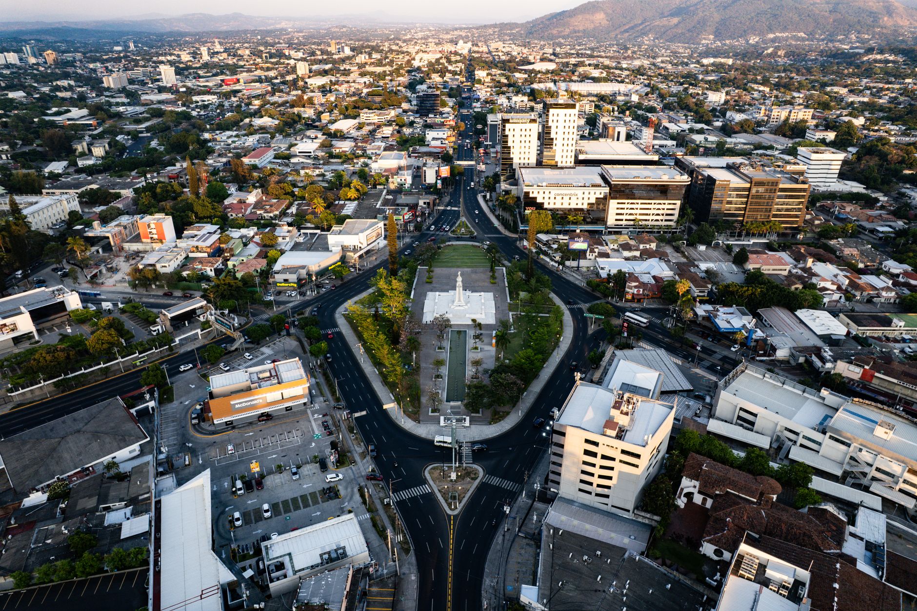 El Salvador photo 1