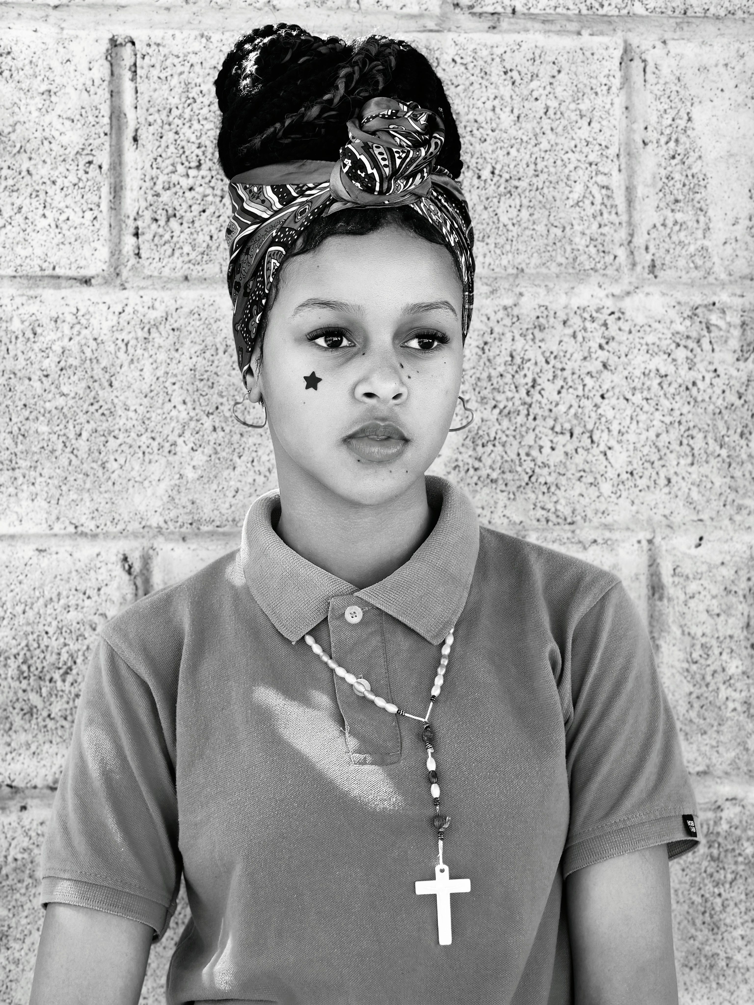 Black and White Portrait of a Young Woman with Headscarf · Free Stock Photo