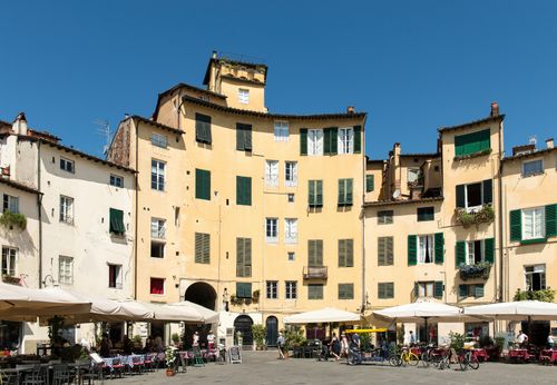 Free Explore the historic charm of Piazza dell'Anfiteatro in Lucca, a stunning historic square. Stock Photo