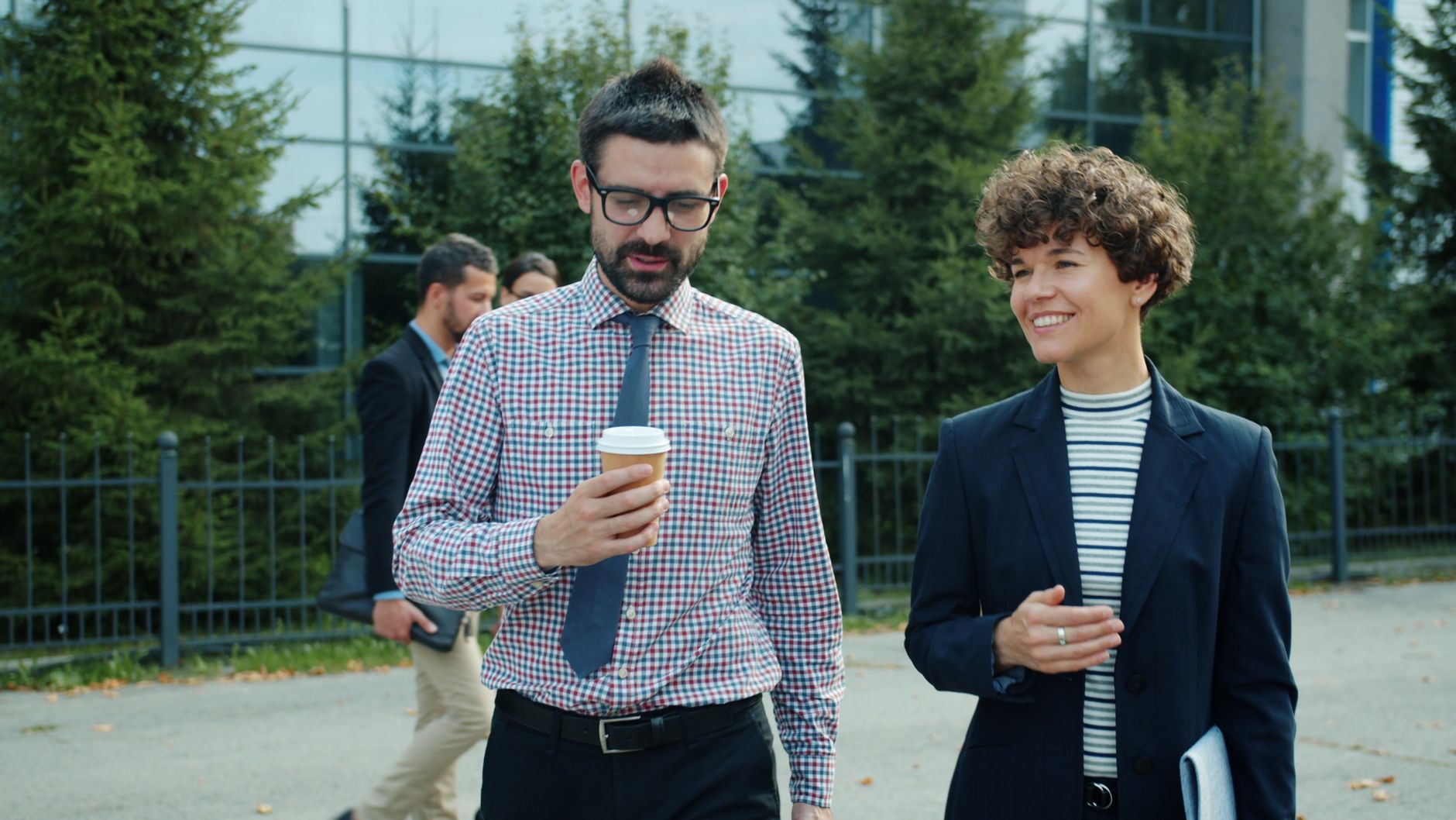 Should every UK workplace be legally required to offer a free 'walking meeting' option?