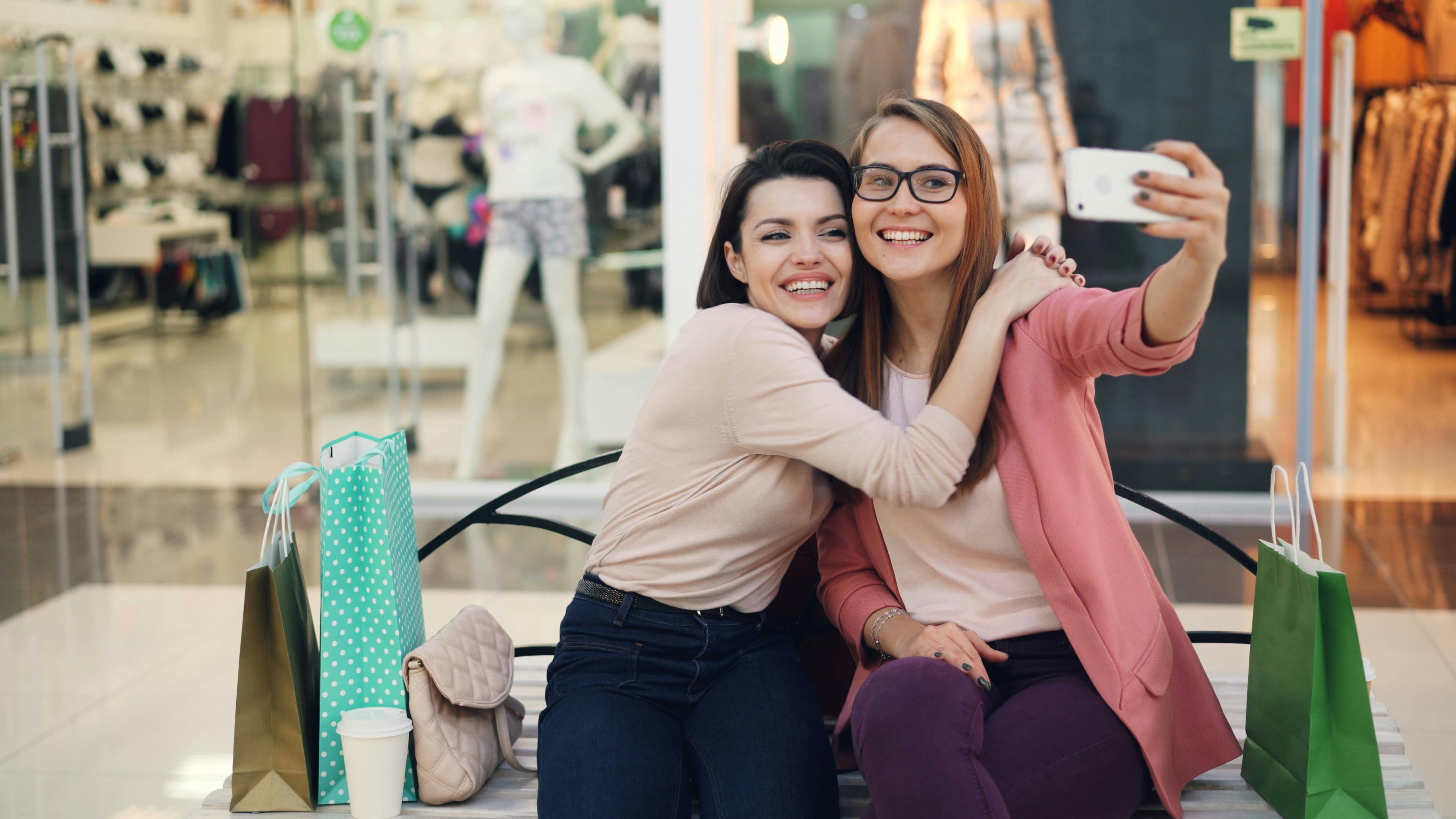 20 Size-Inclusive Fashion Brands To Shop For Your Summer Wardrobe — Photo by Vitaly Gariev on Pexels