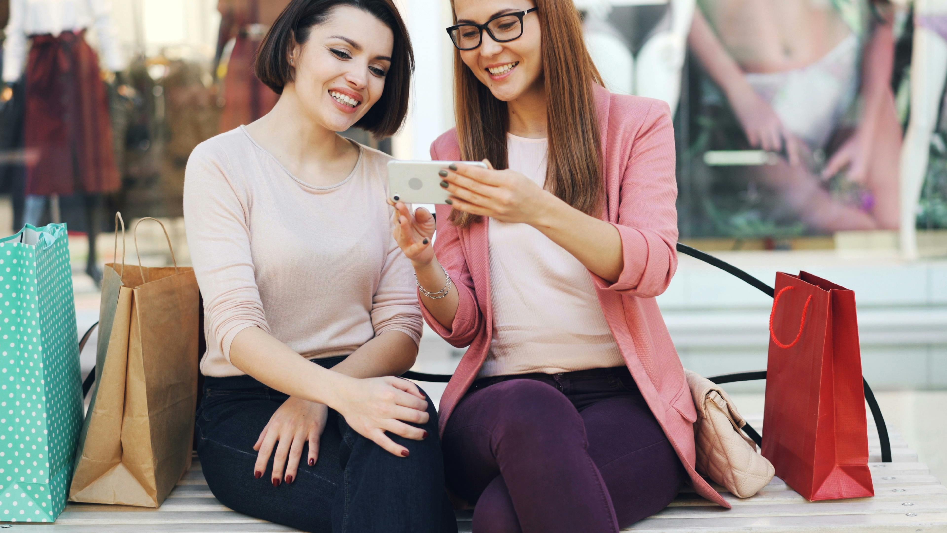 general lifestyle shop online — Photo by Vitaly Gariev on Pexels
