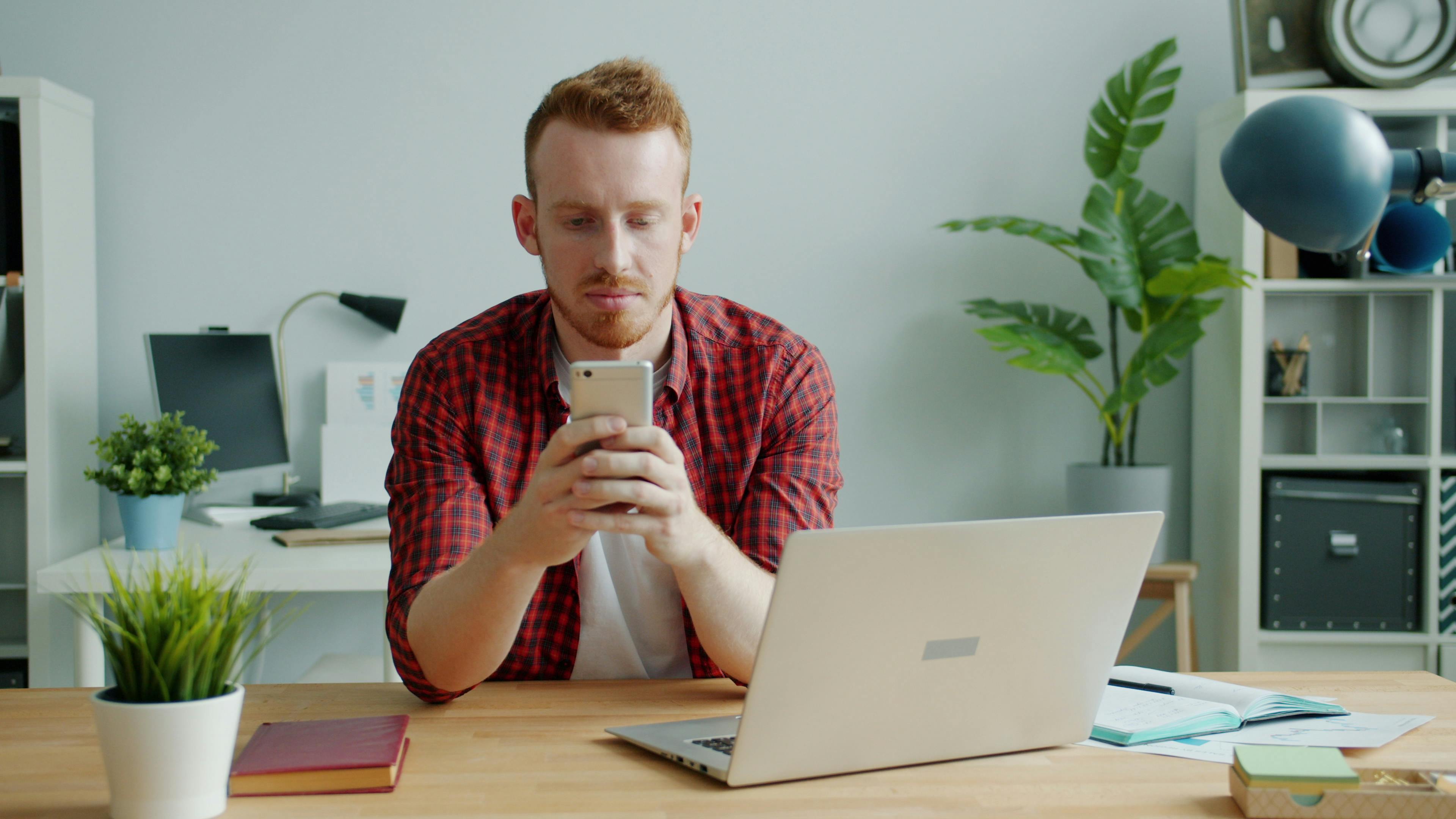 Best Product Review Sites for B2B &amp; SaaS Software That You Should Know — Photo by Vitaly Gariev on Pexels