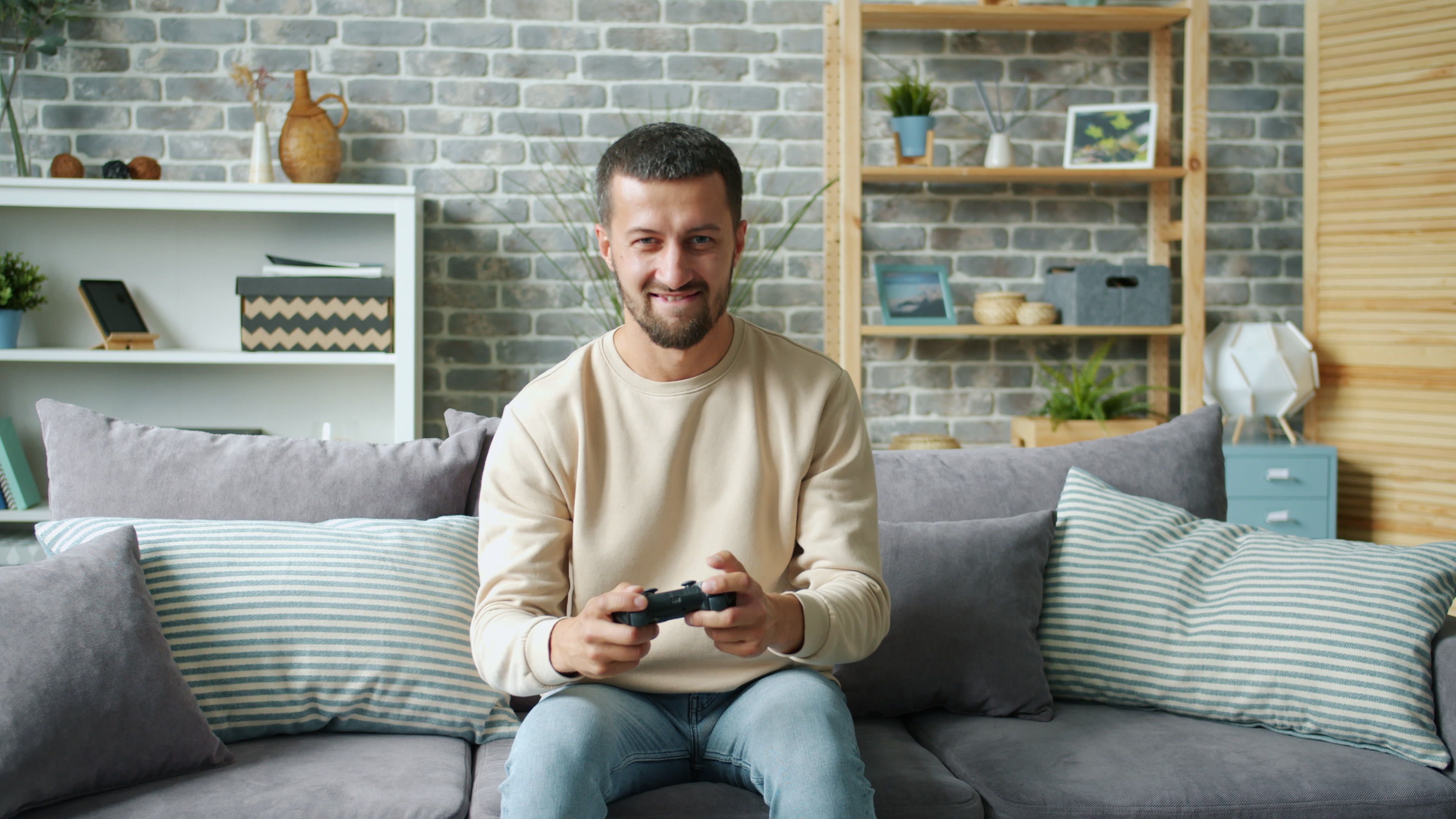 Who are the top YouTube influencers for indie game discovery? — Photo by Vitaly Gariev on Pexels