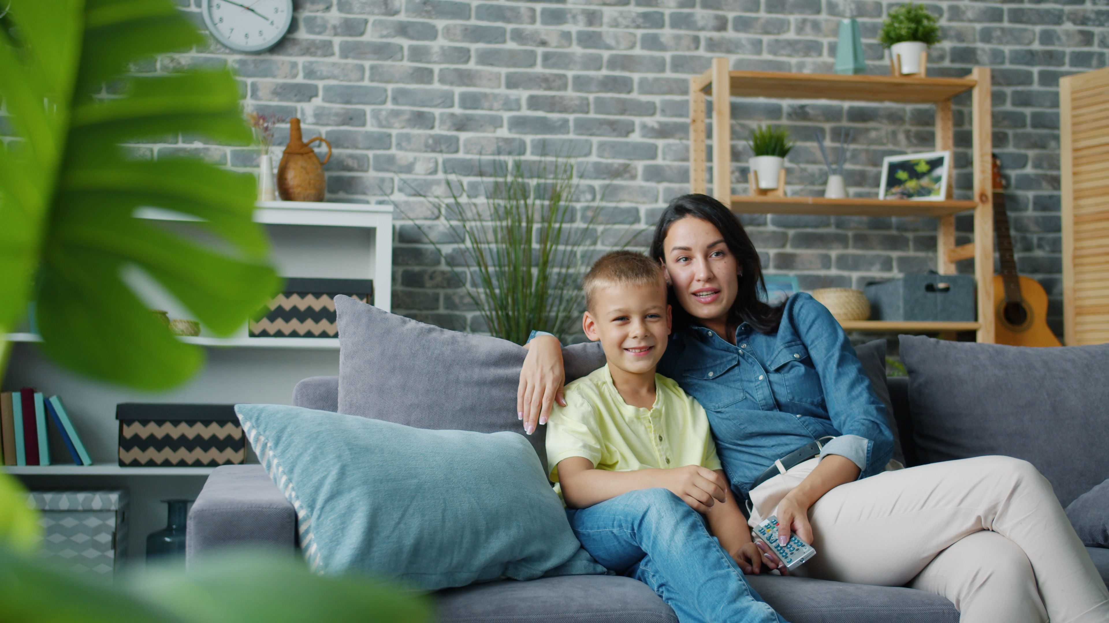 Freely adds CNN, Warner Bros Discovery channels as streaming lineup expands — Photo by Vitaly Gariev on Pexels