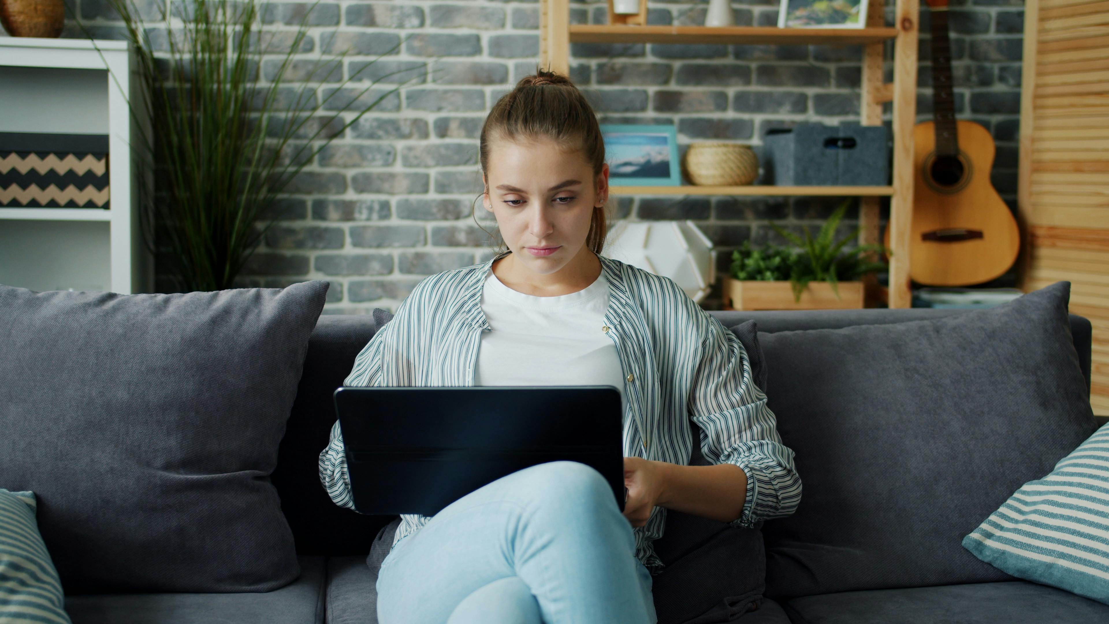 Study Finds Remote and Hybrid Working Boosts Disabled Workers’ Health and Productivity — Photo by Vitaly Gariev on Pexels