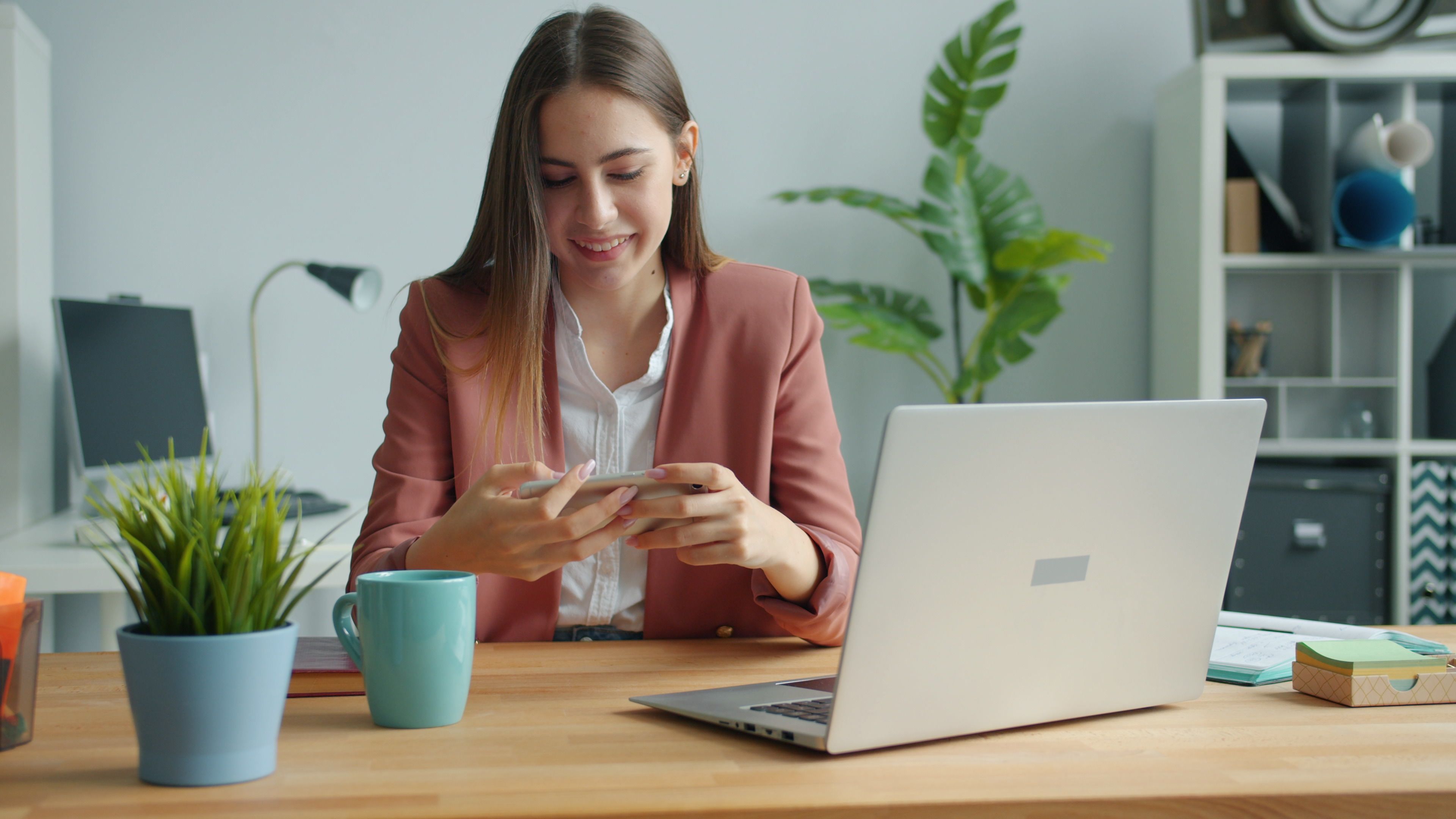 ¿Cómo se regulan las plataformas laborales digitales en España?