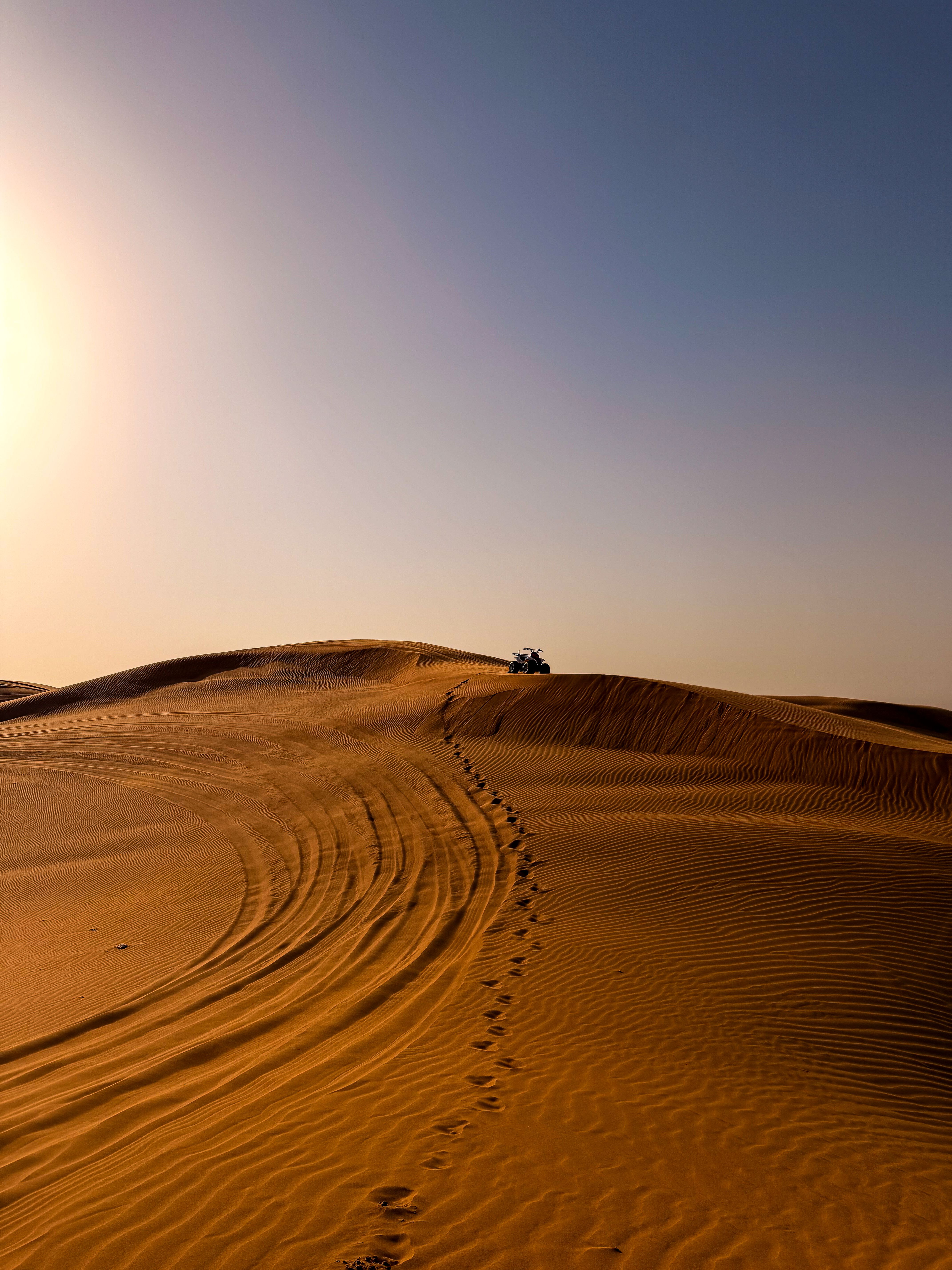 Captivating Sand Dunes in Dubai Desert · Free Stock Photo