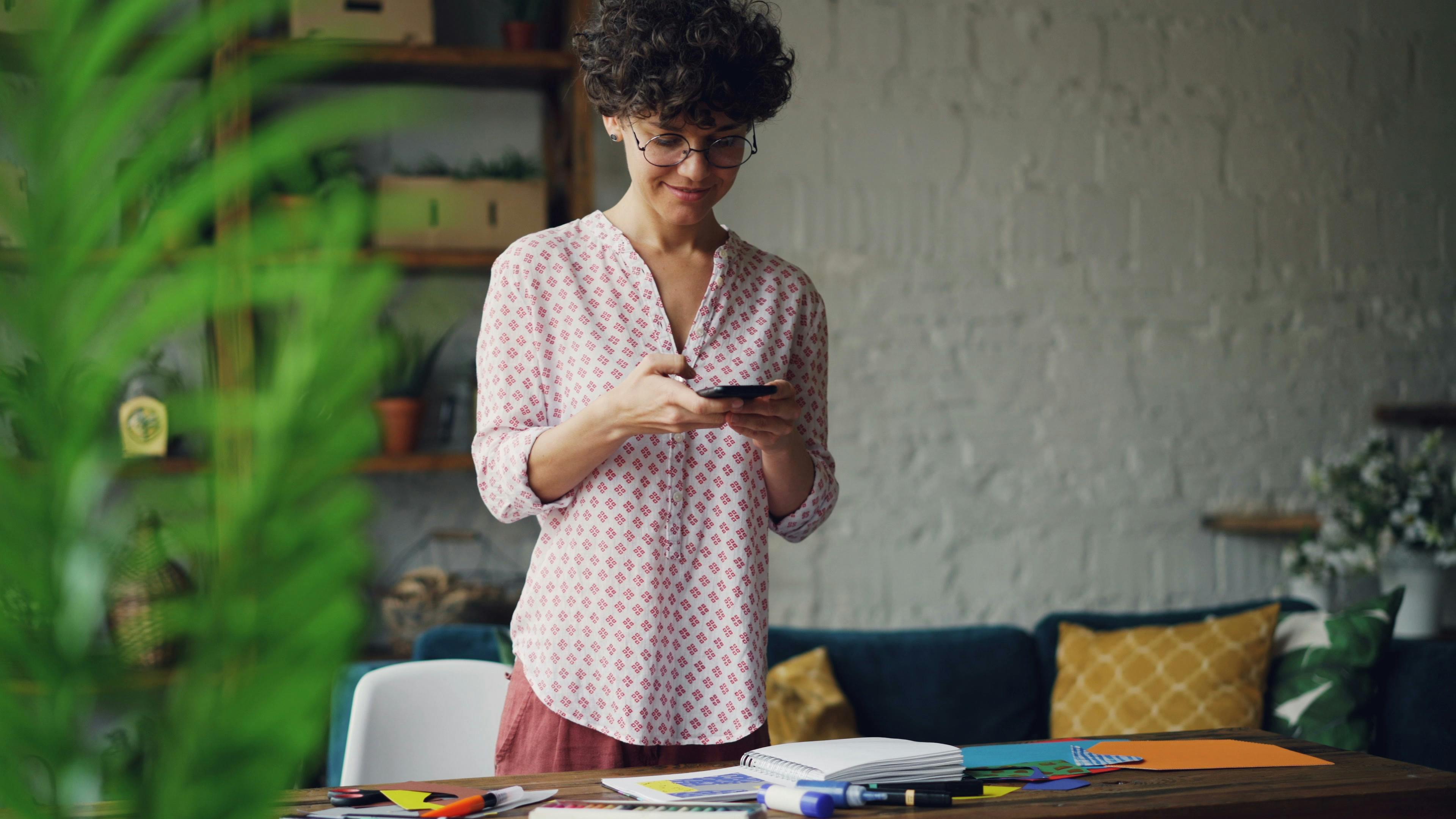 Here are 5 smart home devices that can save you hundreds of dollars a year — Photo by Vitaly Gariev on Pexels