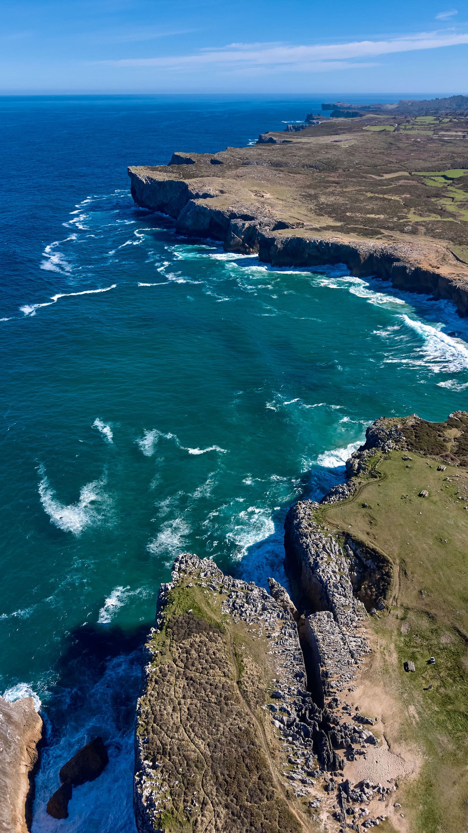 Travesía privada por la Costa Quebrada — imagen 1