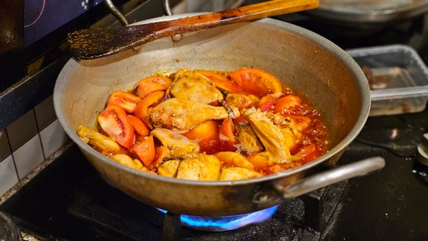 Chicken Thigh, Stewed, Skin Eaten