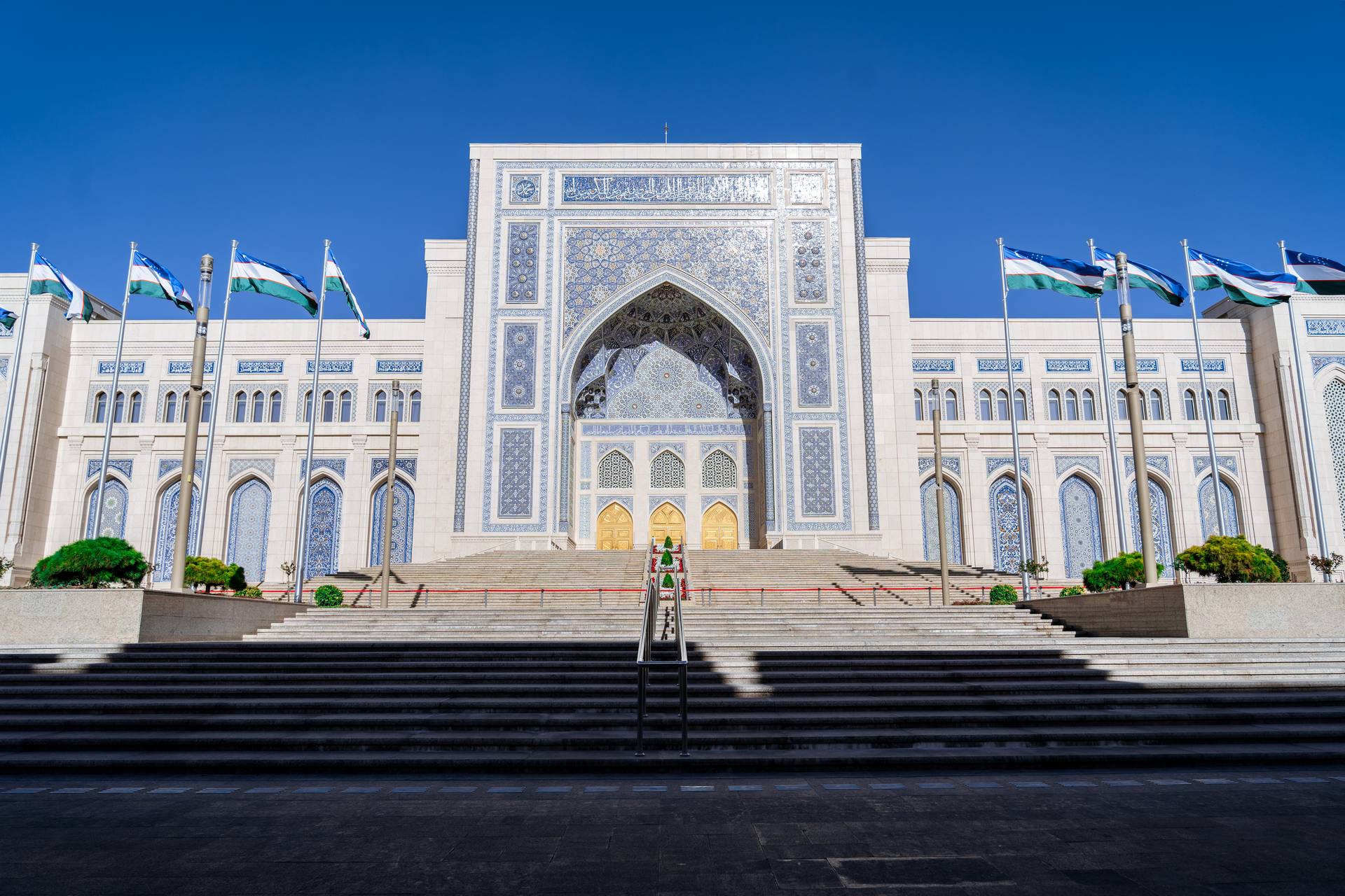 Stunning view of Islamic architecture in Tashkent, Uzbekistan, featuring intricate tile work and nat