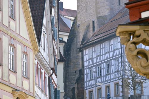 Free Explore the historic charm of Backnang's old town with traditional half-timbered houses and churches. Stock Photo